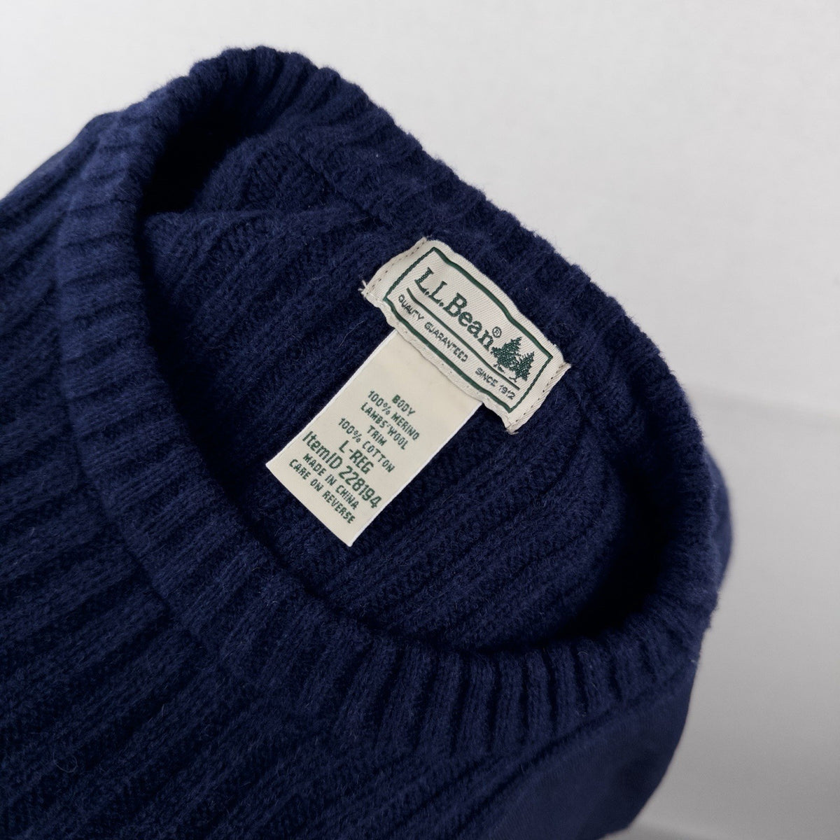 L.L. Bean Commando Merino Lambs Wool Crew Neck Sweater Navy Blue Men’s XL