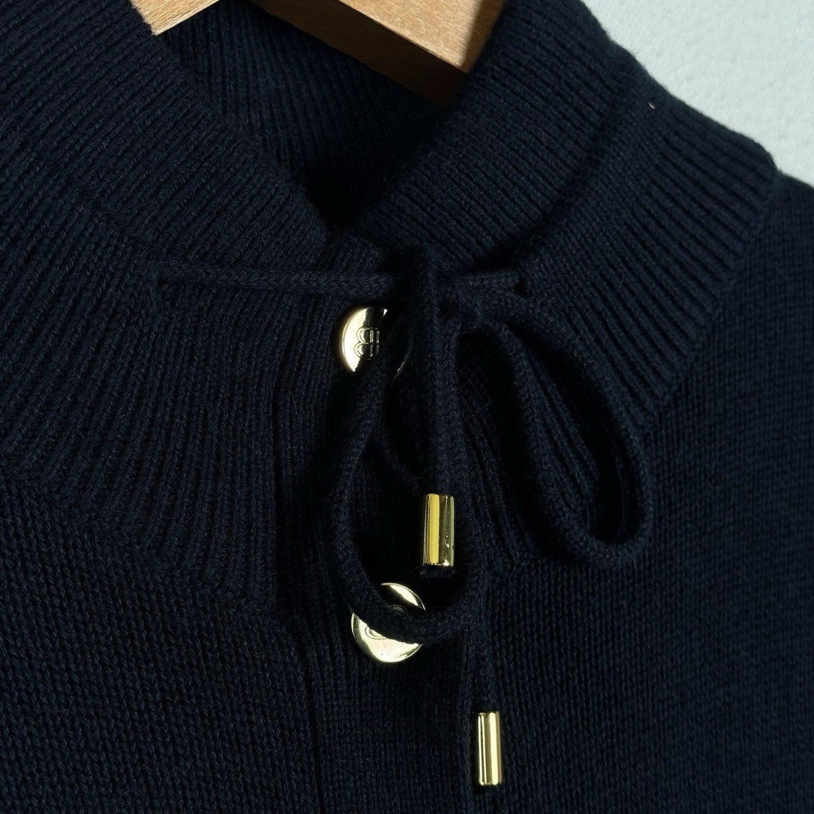 Banana Republic Women’s Size Medium Navy Gold 29” Cardigan Sweater Cotton/Angora