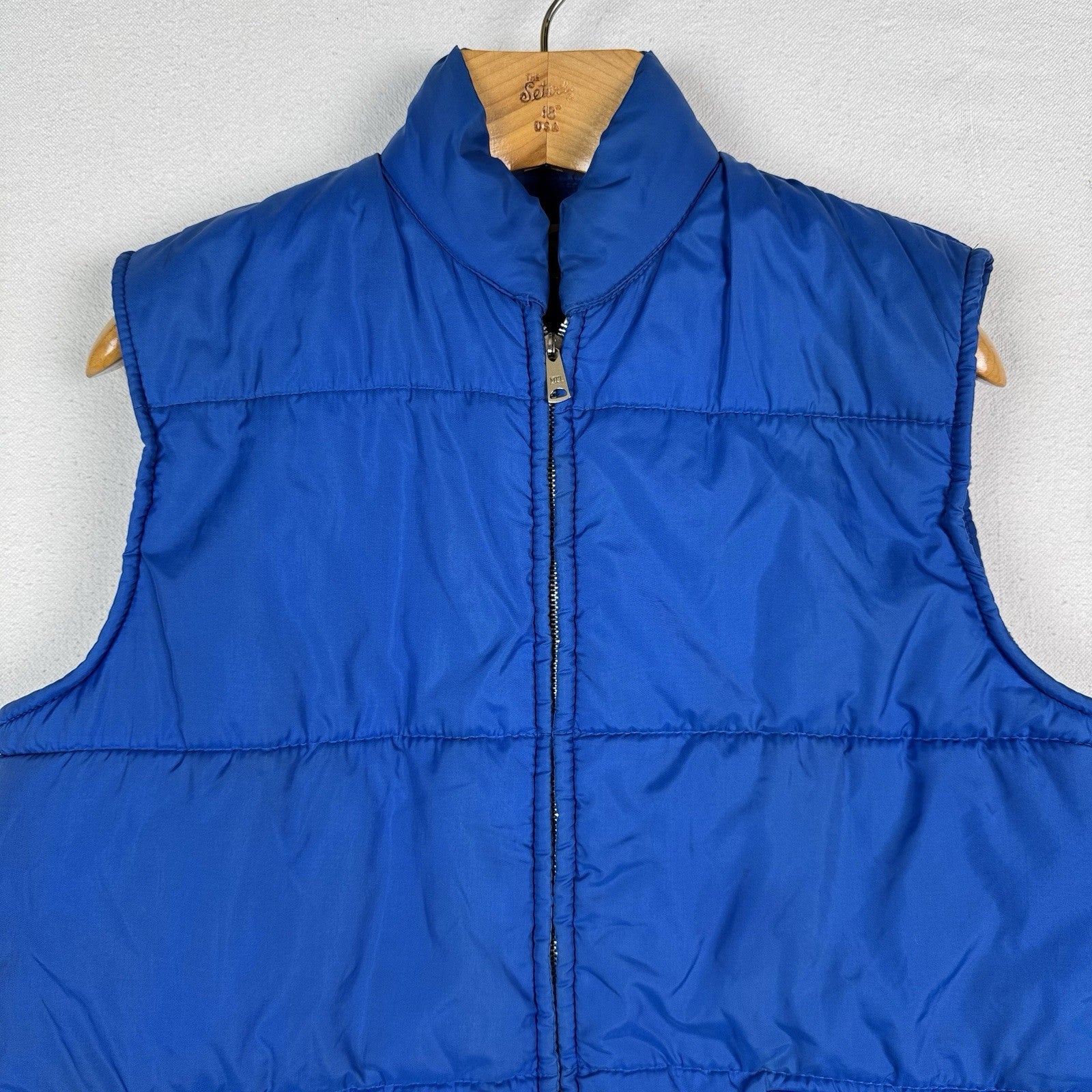 70’s Vintage Wedgefield Puffer Vest Snap Front Size Medium Blue