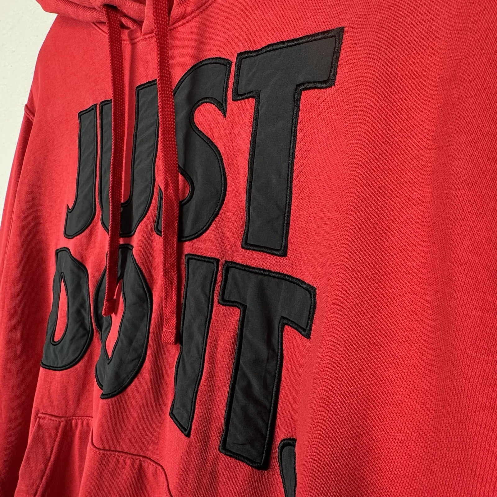 Nike Sportswear Men’s M Embroidered Fleece Hoodie Just Do It Red Black *read
