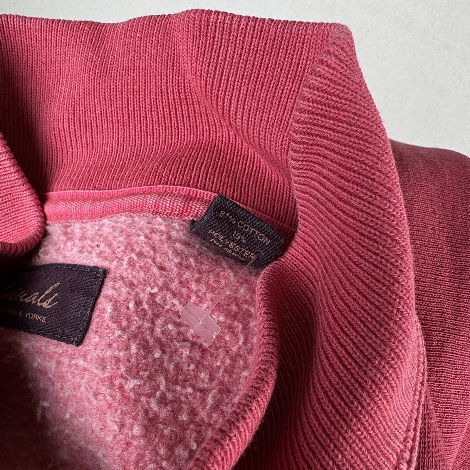 Roundtree & Yorke Men’s Long Sleeve Henley 1/4 Button Red Pink Salmon Medium M
