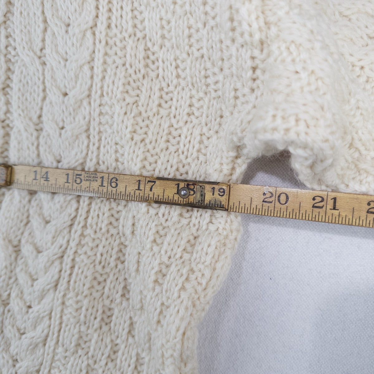 80’s Vtg Tivoli Aran Childs 8/10 Wool Sweater Chunky Cable Knit Fisherman Cream