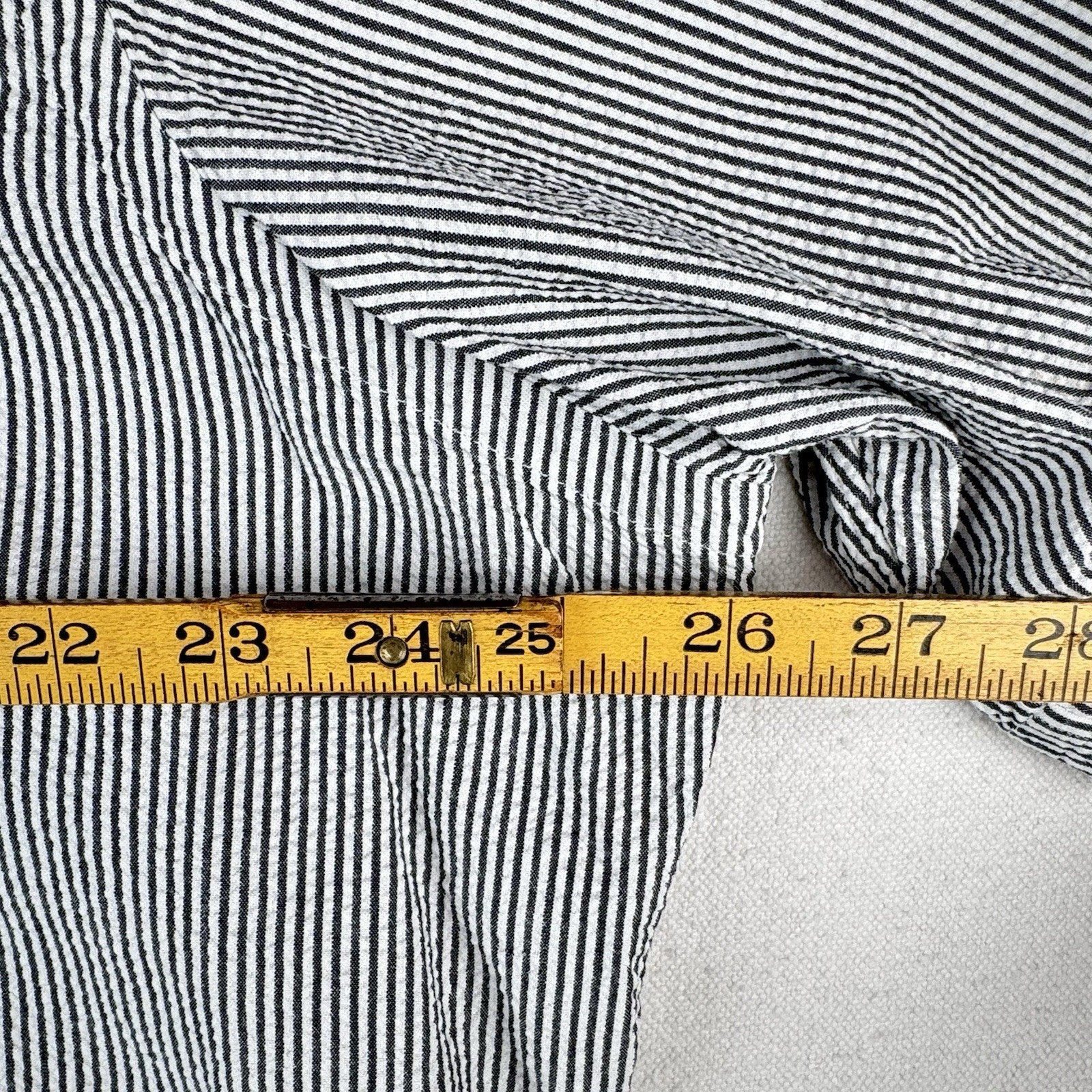 Vtg Ralph Lauren Seersucker Men’s 2XL Classic Fit SS Button Shirt Gray White