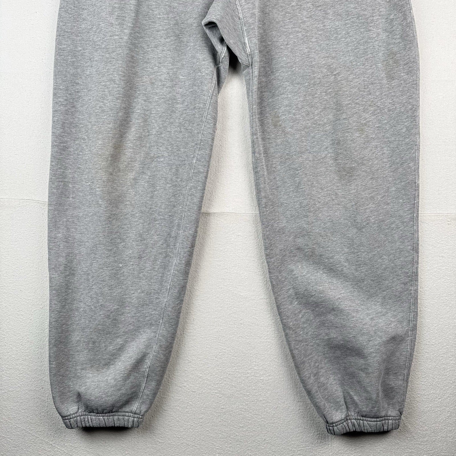 90's Vintage Polo Ralph Lauren Men's M Gray Sweatpants Relaxed Fit *Distressed