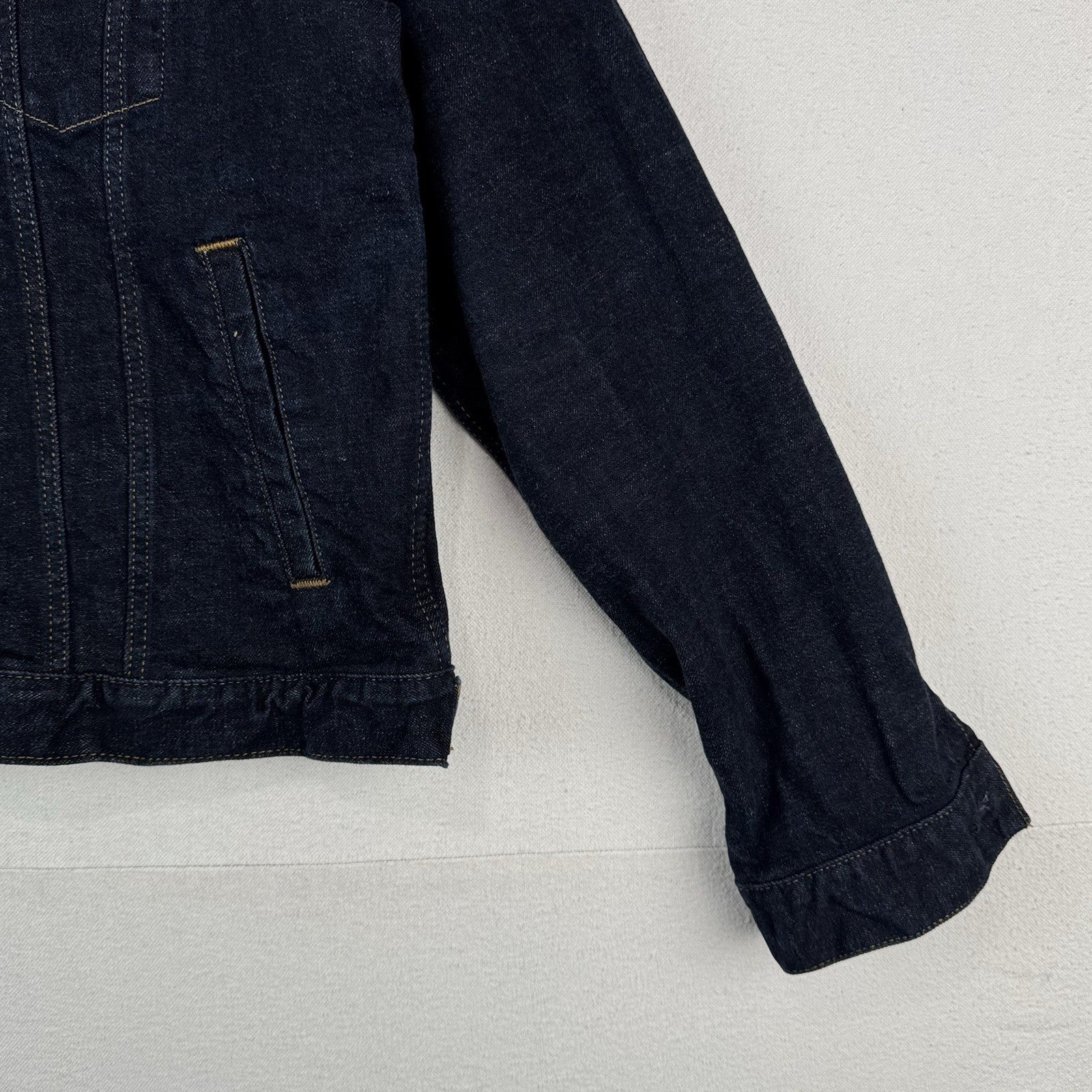 GAP Denim Men’s Large Dark Indigo Wash Blue Jean Jacket