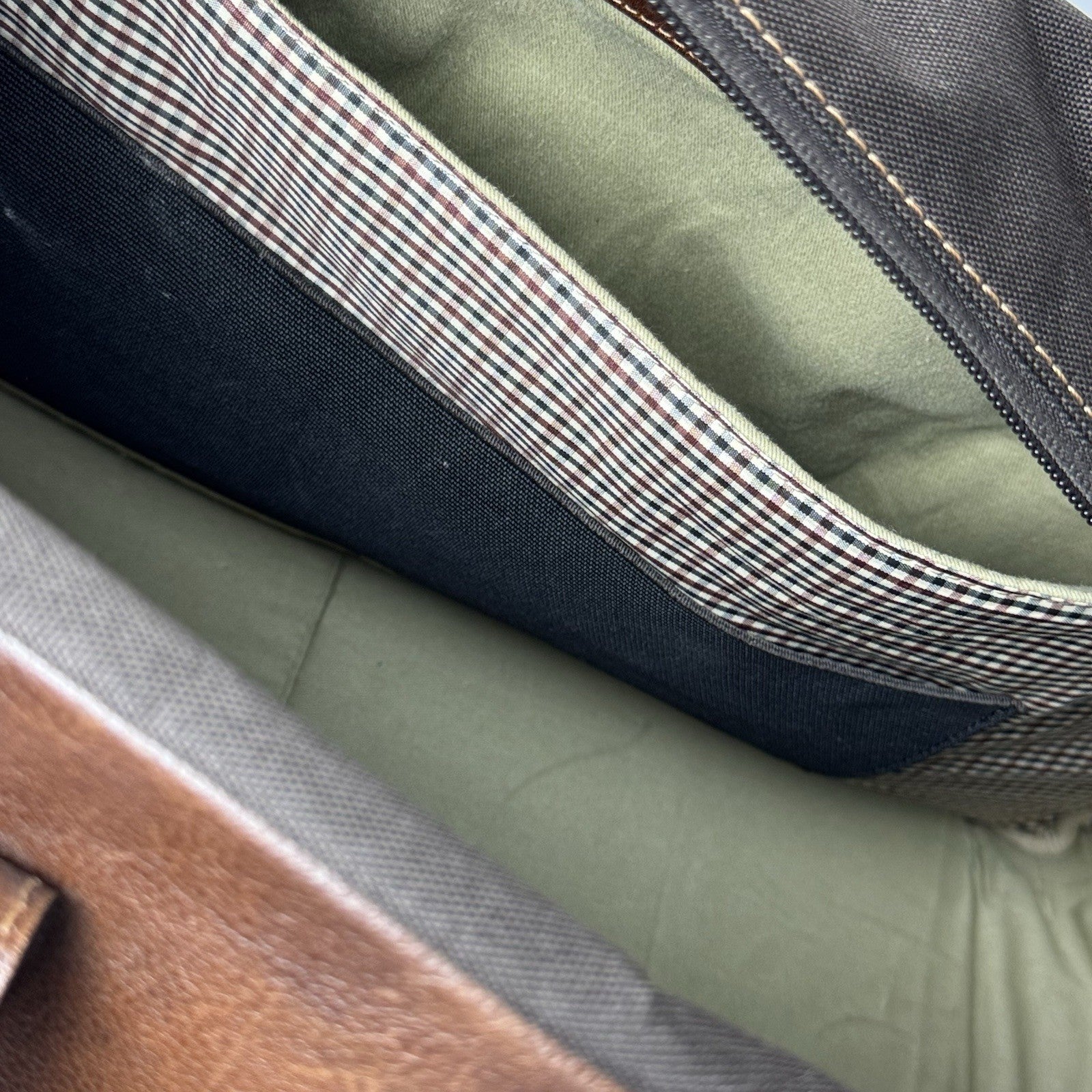 Boconi Garth Commuter Brown Leather Duffle Bag 21”x10”x12”
