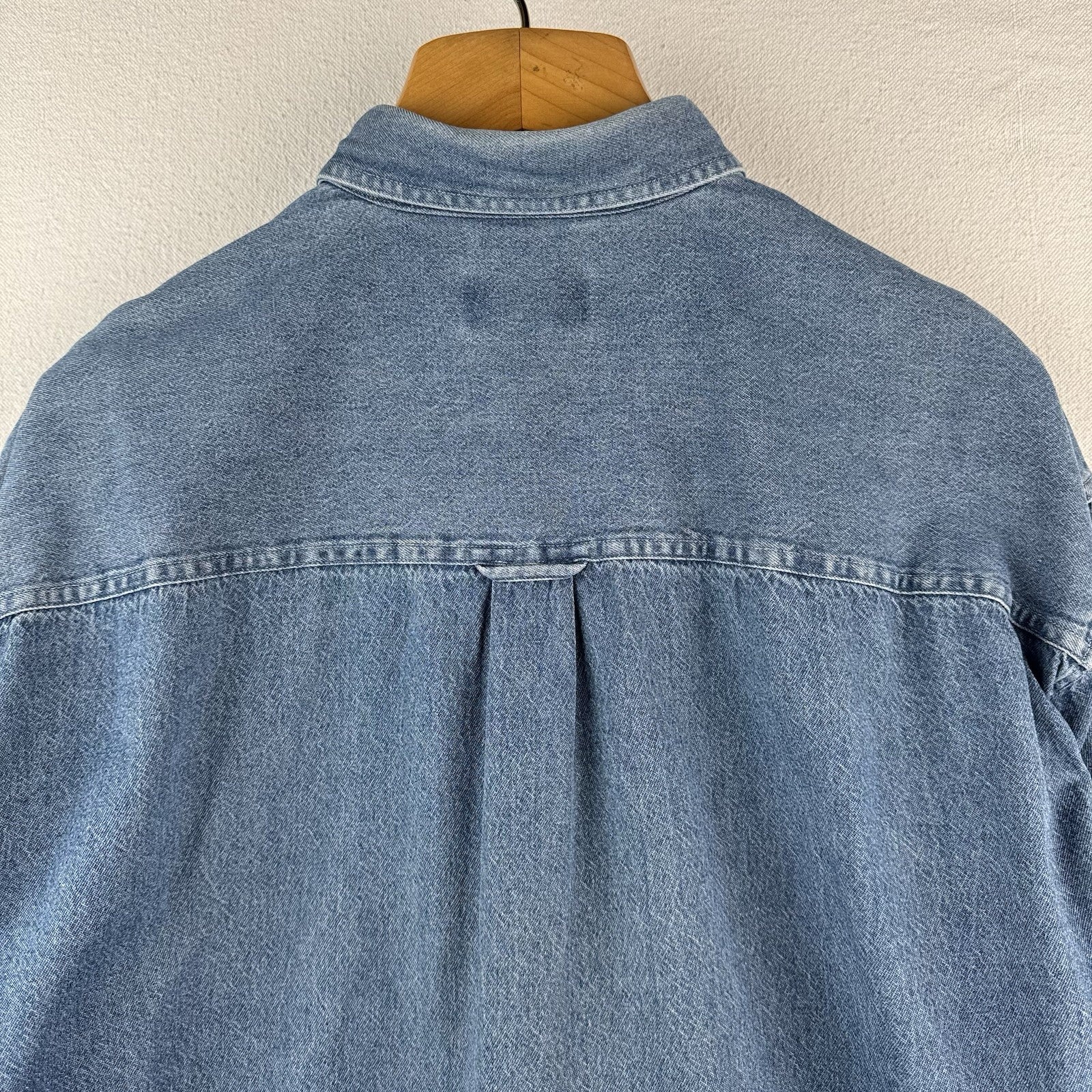 90’s Vintage Chaps Ralph Lauren Men’s L Button Up Denim Cotton Chambray Shirt