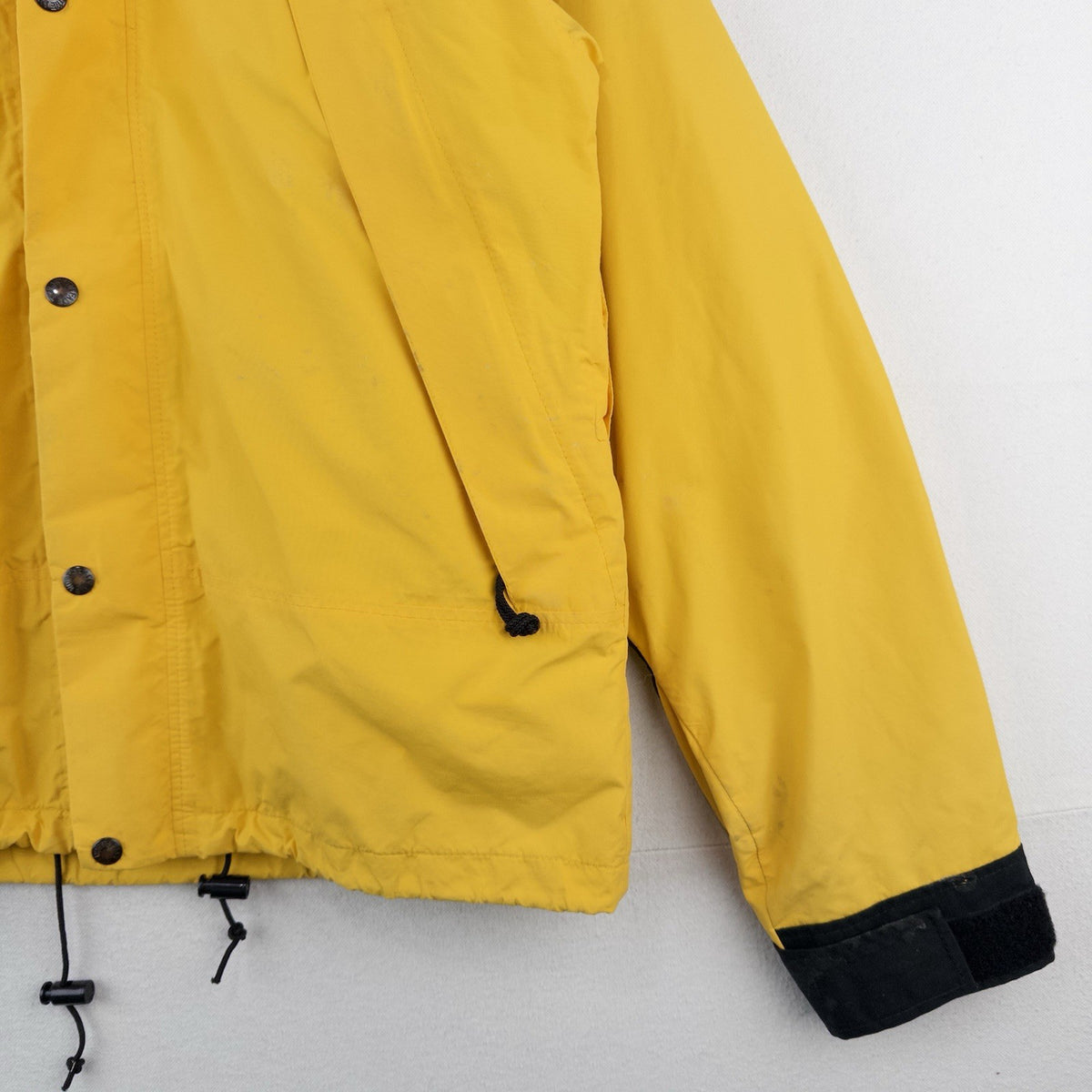 90’s Vtg North Face Mountain Jacket Men’s M Yellow Black Made in USA *Distressed