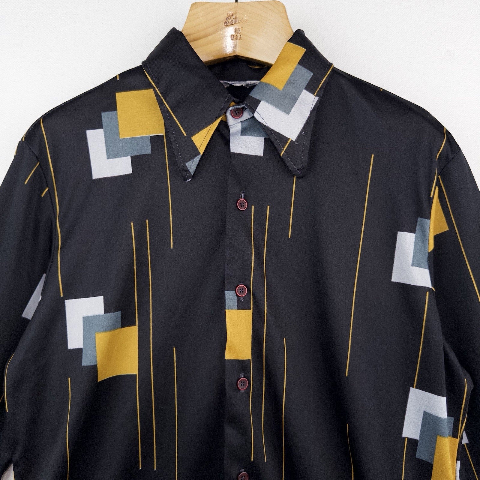 70’s Vtg Dagger Collar Shirt Mens Large Black Abstract  Disco *Read