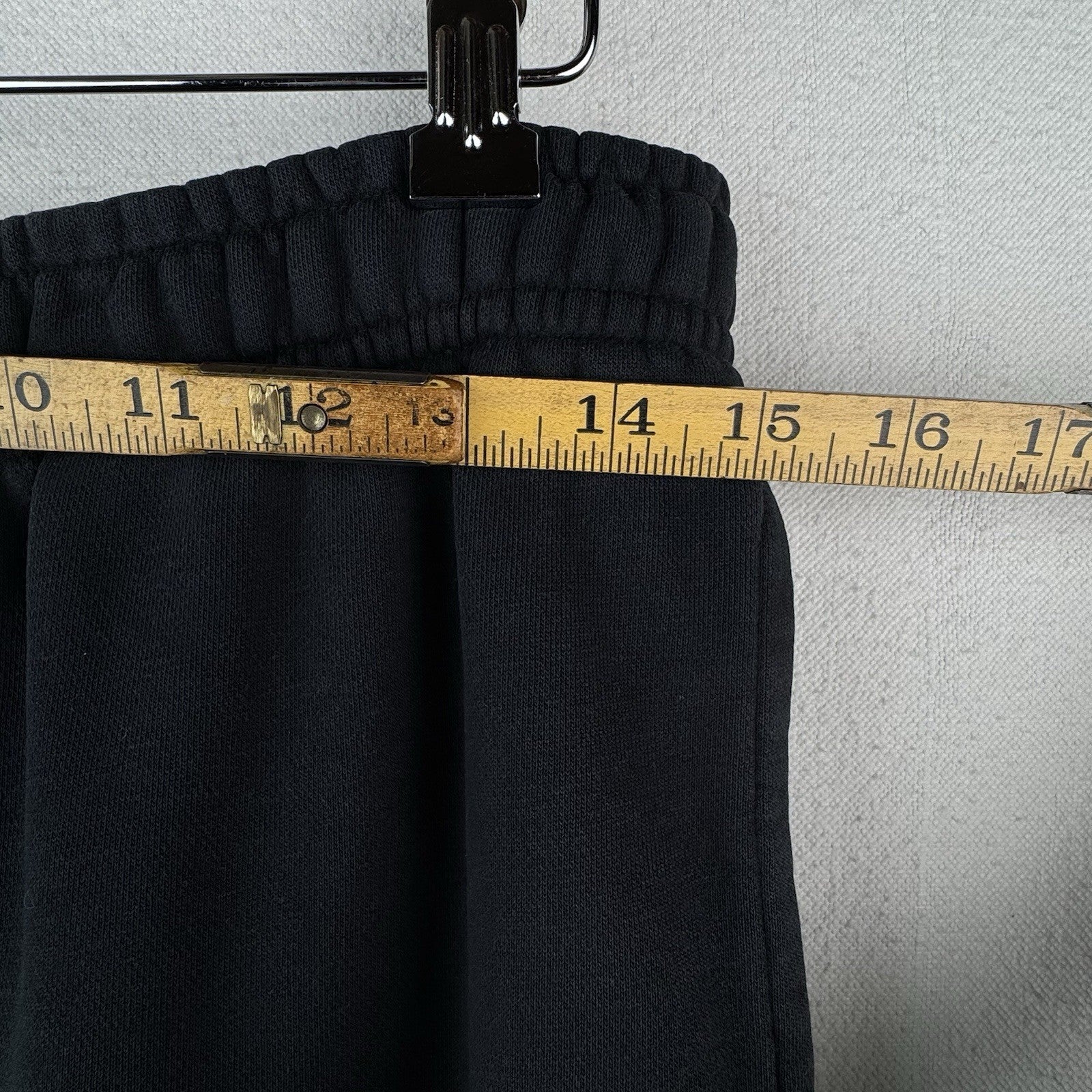 Nike Sportswear Club Men’s M Fleece Sweatpants Black Open Hem 28"