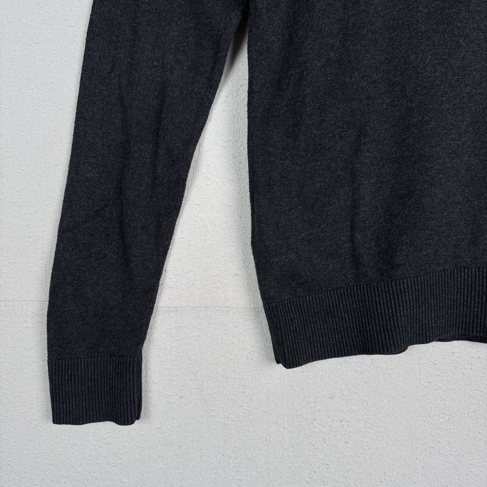 A&F Abercrombie & Fitch Women’s Gray Soft Cotton Cashmere Crew Neck Sweater M