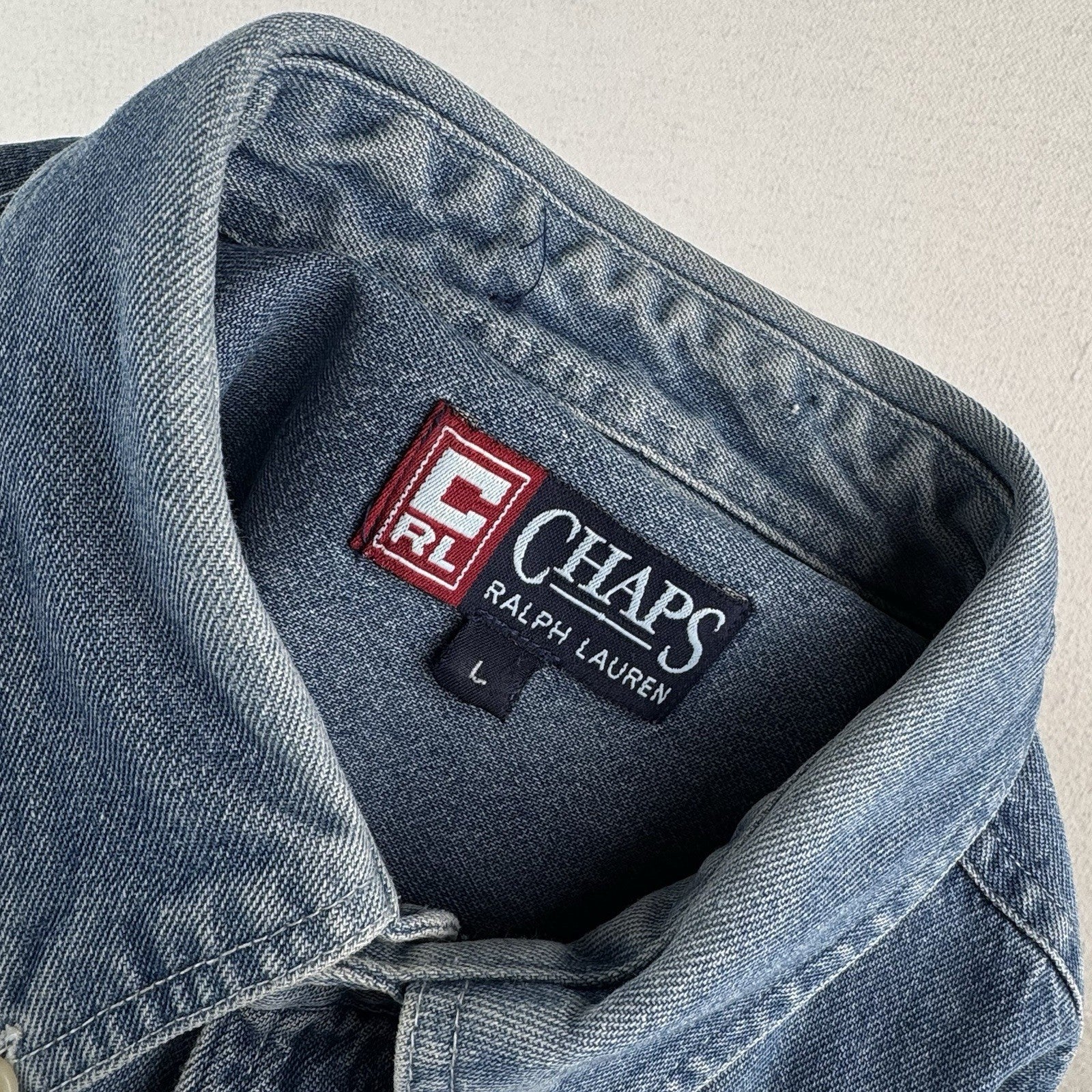 90’s Vintage Chaps Ralph Lauren Men’s L Button Up Denim Cotton Chambray Shirt