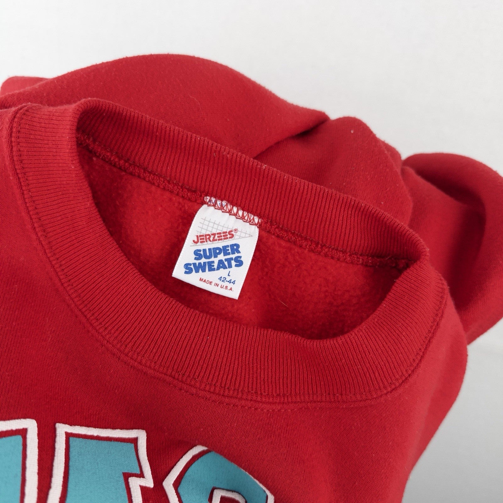 80's Vtg YMCA Milwaukee Men's L Red Crewneck Sweatshirt Made In USA