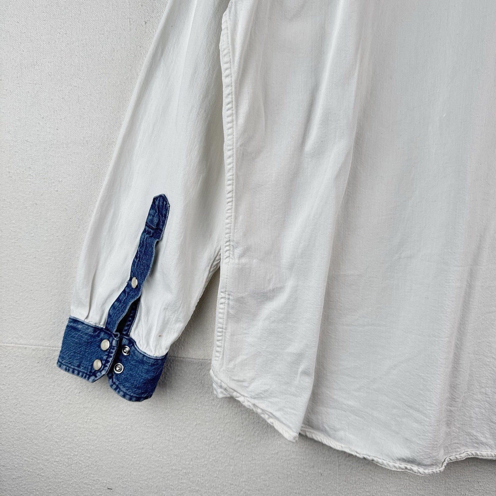 Mother Denim Tycoon TwoTone Western Shirt White Denim Pearl Snap Large USA *Read