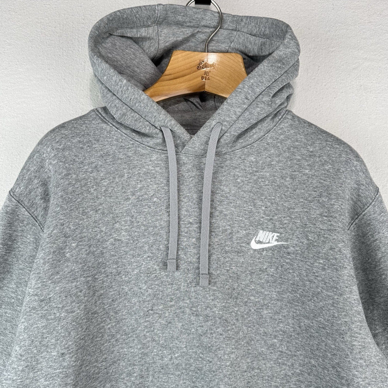 Nike Sportswear Club Fleece Hoodie Mens XL Gray Sweatshirt