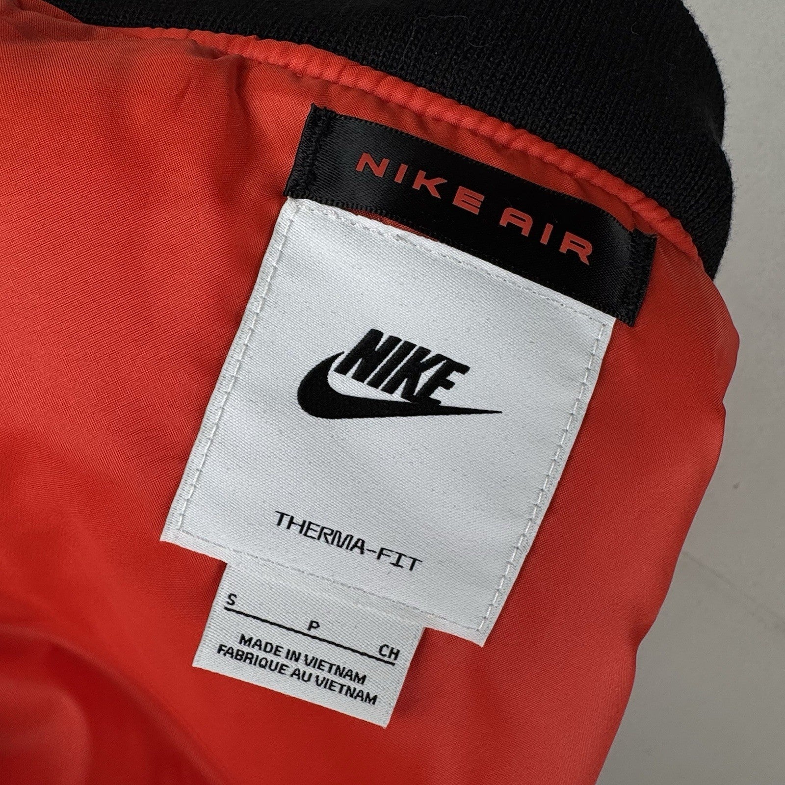 NWOT Nike Air Therma-Fit Satin Bomber Jacket Picante Red Men's Small DV9891-633
