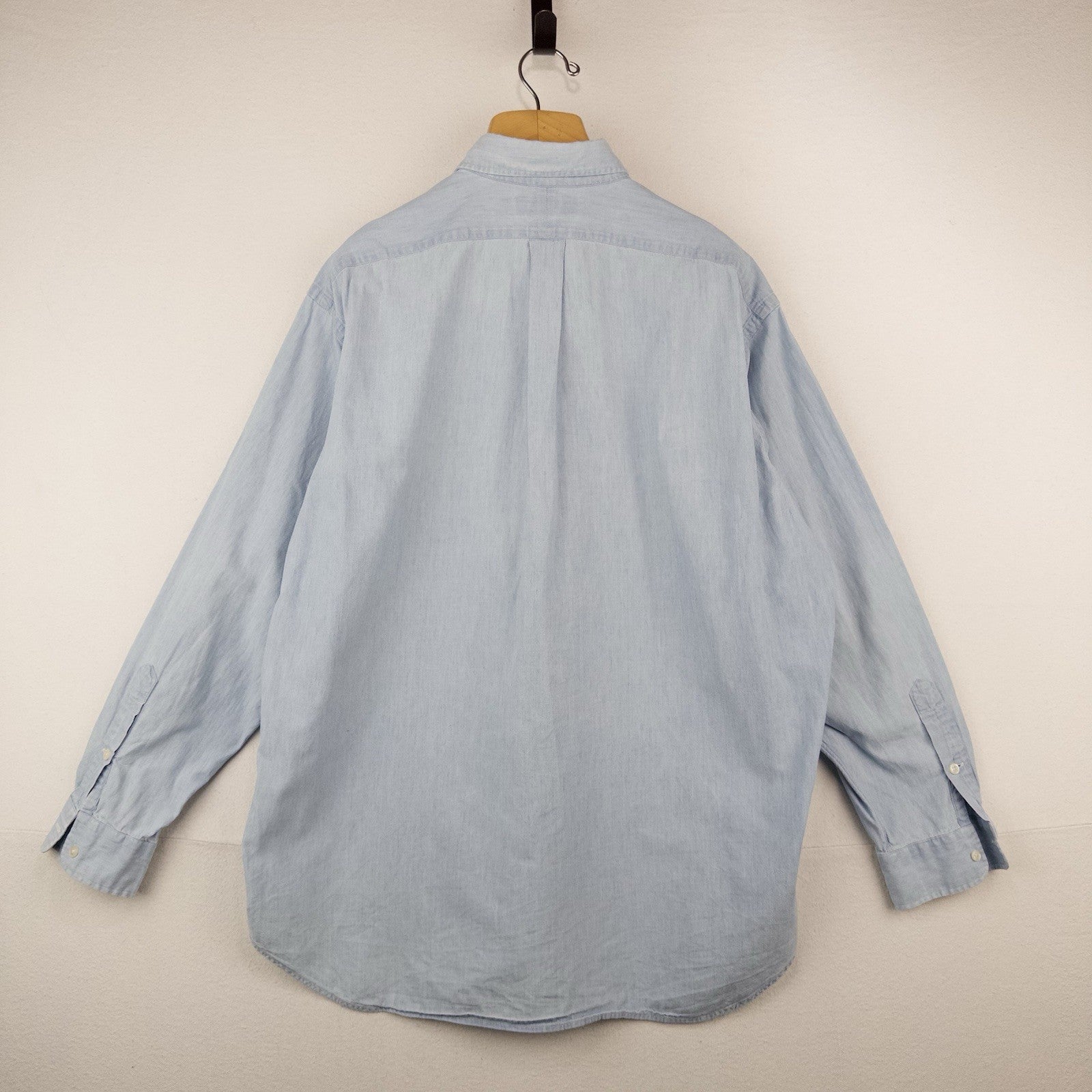 90’s Vintage Ralph Lauren Men’s XL Light Blue Chambray Blair Button Down Shirt
