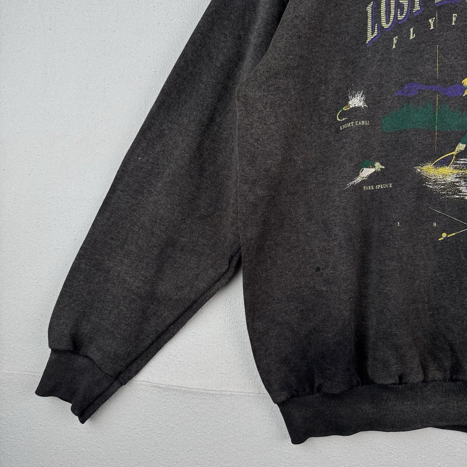 90’s Vtg Lost River Lodge Fly Fishing Crewneck Sweatshirt Men’s M Sun-faded USA