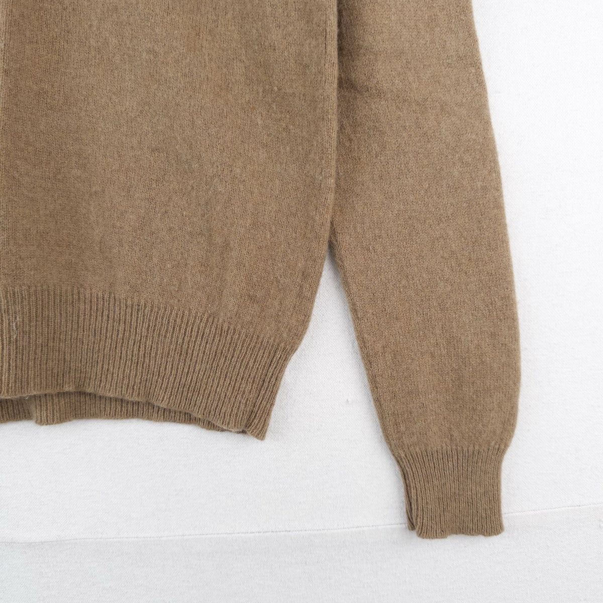90’s Vtg Polo Ralph Lauren Sweater Men’s M Camel 100% Lambswool Pullover V-Neck