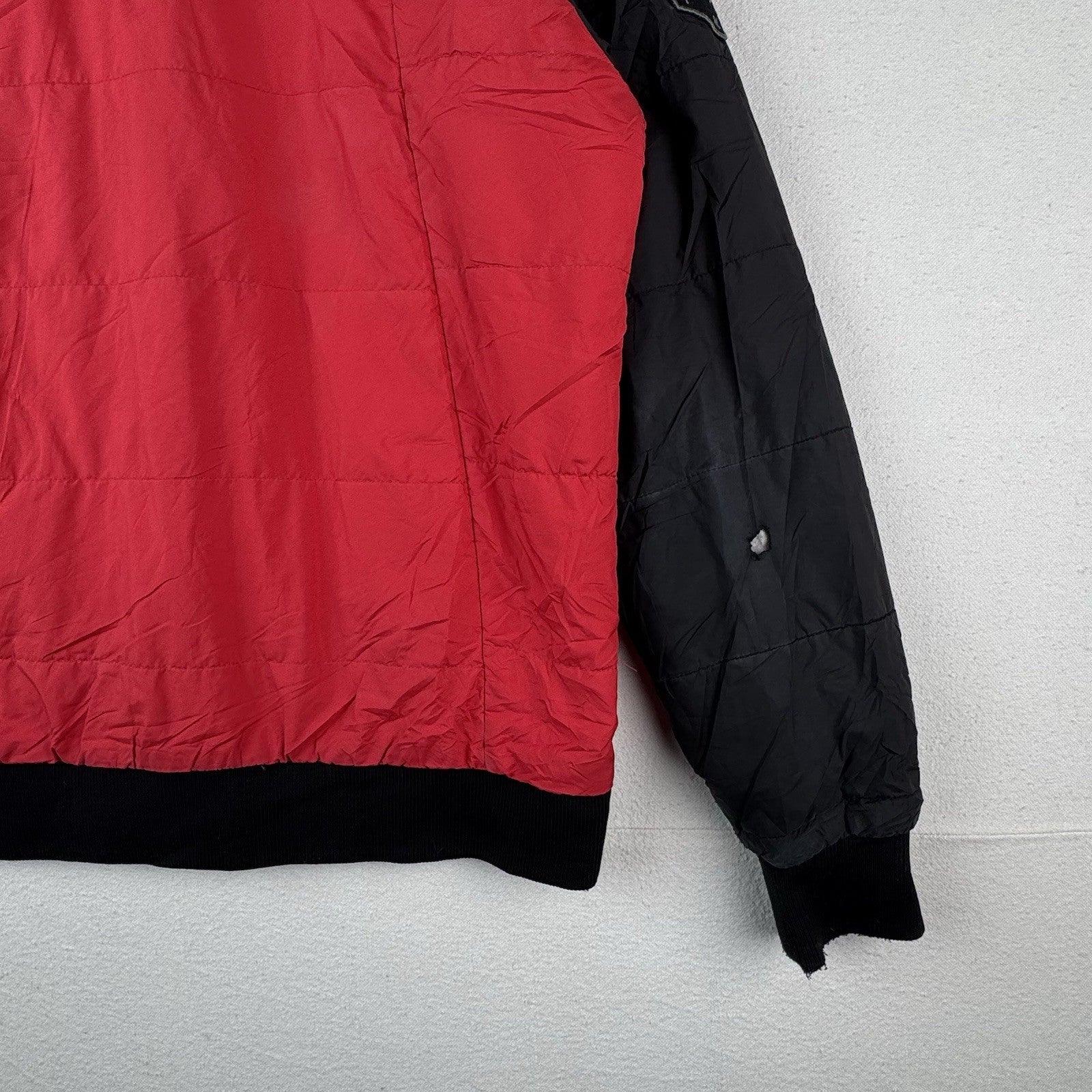 The North Face Tahoe Bomber Jacket Men's Medium Red Black Insulated *Read