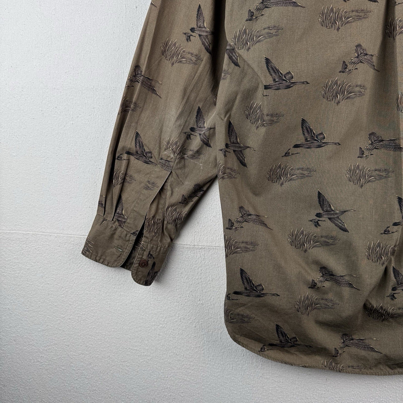 Chaps Ralph Lauren Mens XL Button Down Shirt Ducks Brown Long Sleeve