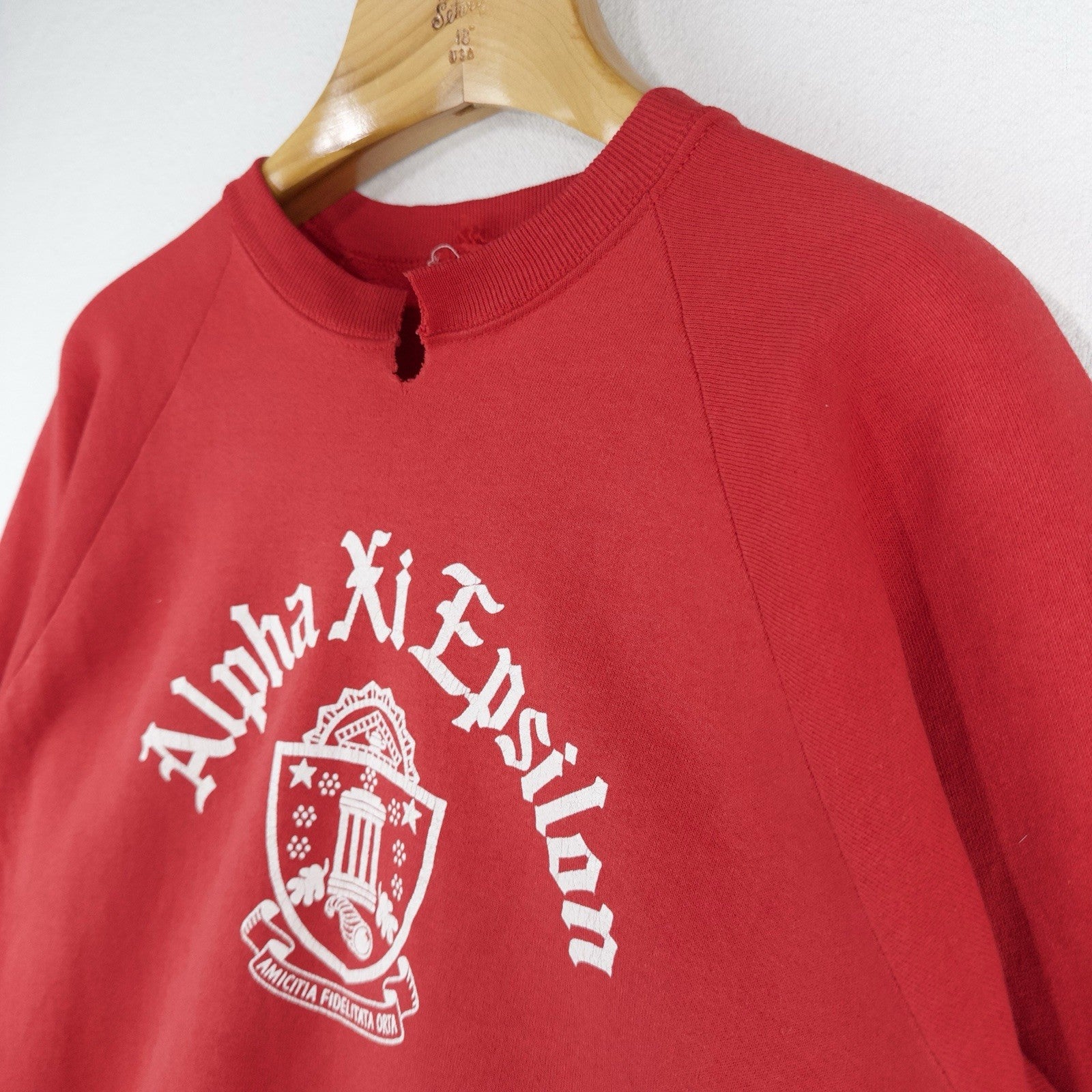 90’s Vtg Alpha Xi Epsilon Sweatshirt Red Crewneck Men’s M *Cut Collar/Side Hems