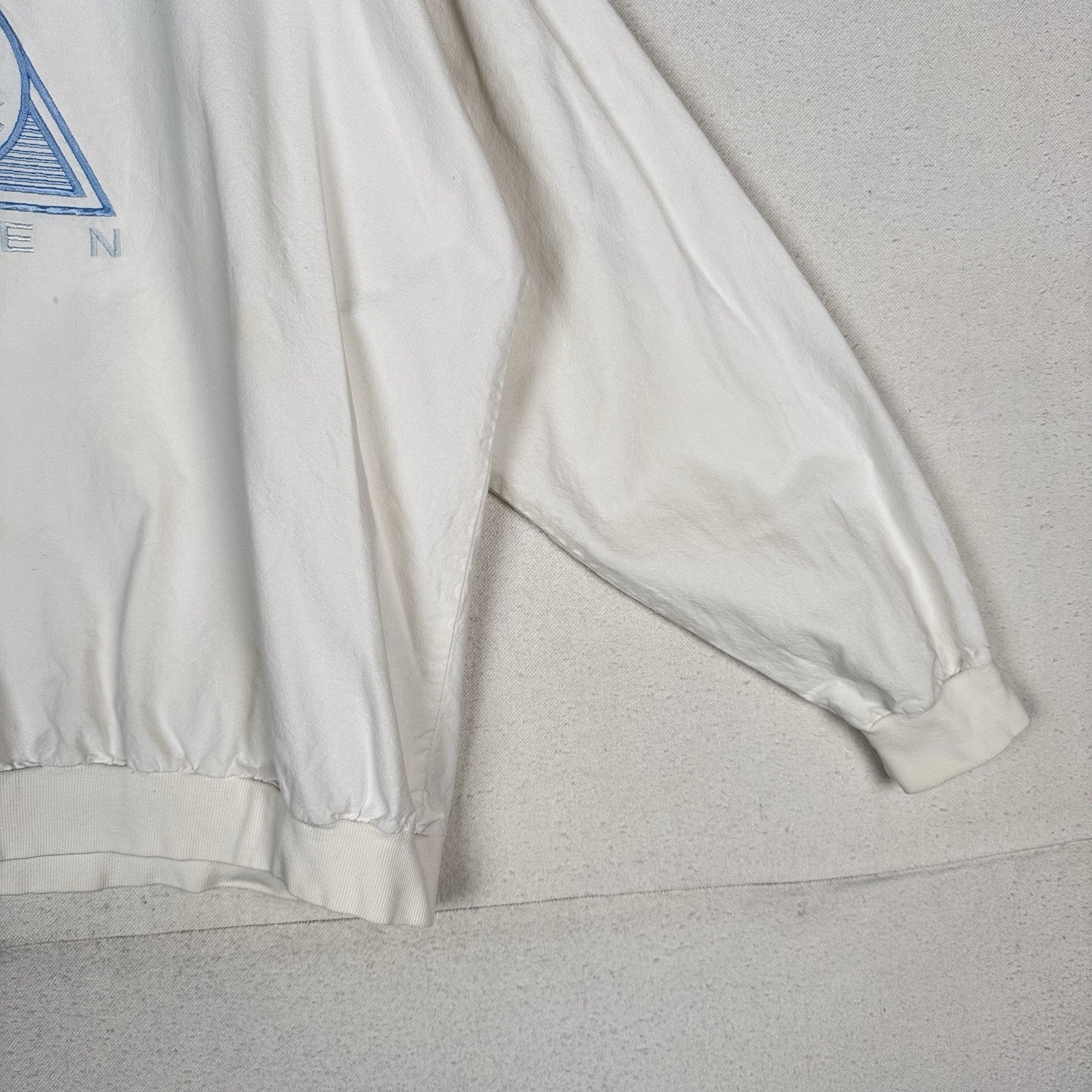 Vintage 80s /90s Aspen Mountain Snow Pullover White Embroidered Made In USA