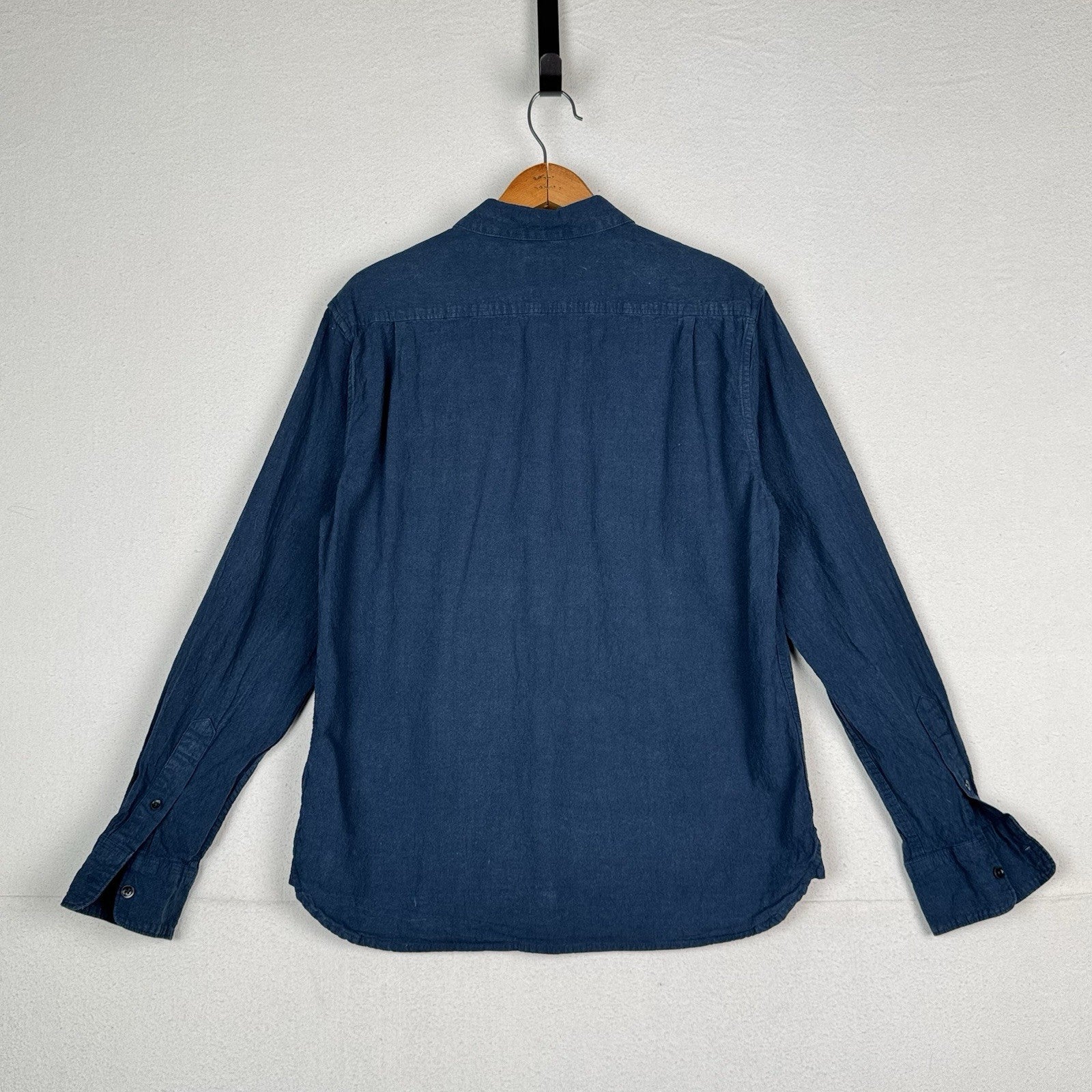 Flint And Tinder Men's Cotton Linen Long Sleeve Shirt  in Washed Navy Large