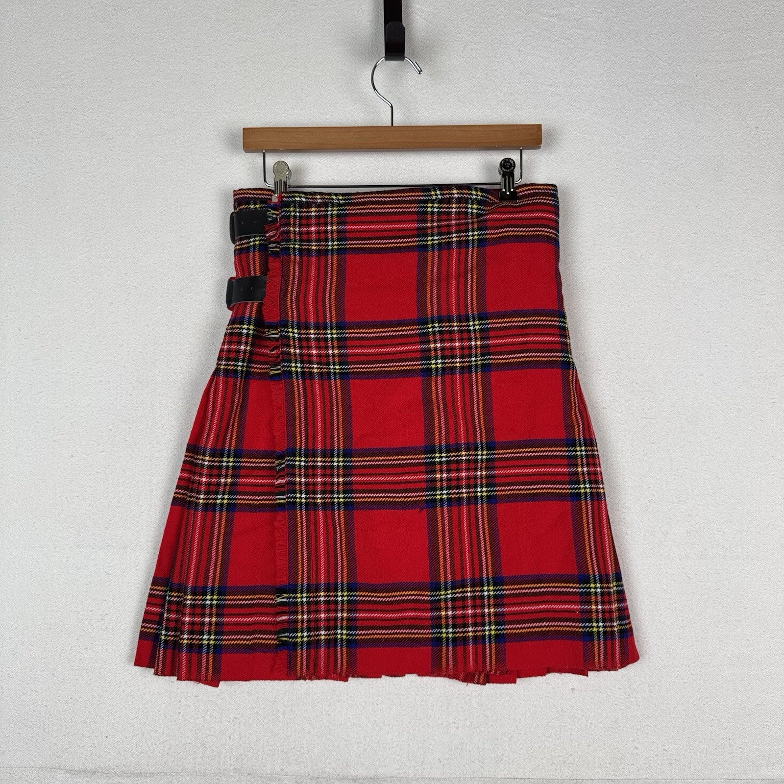 (Lot Of 2) Celtic Pro By Allsafe Traders Men’s Tartan Kilts Small (28) Blue/Red