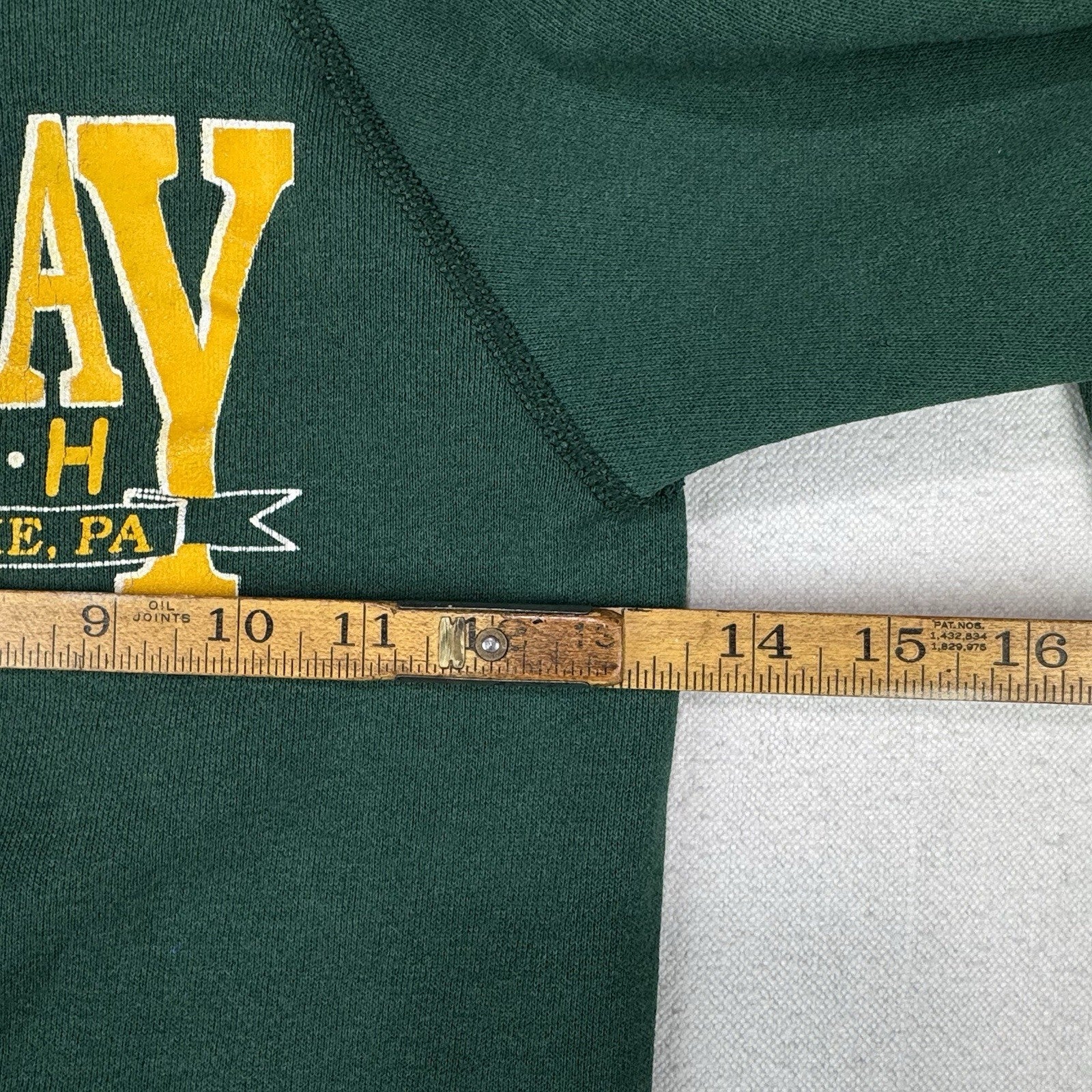 Vintage Midway Beach PA Toddler 4T (13x17) Raglan Sweatshirt Green
