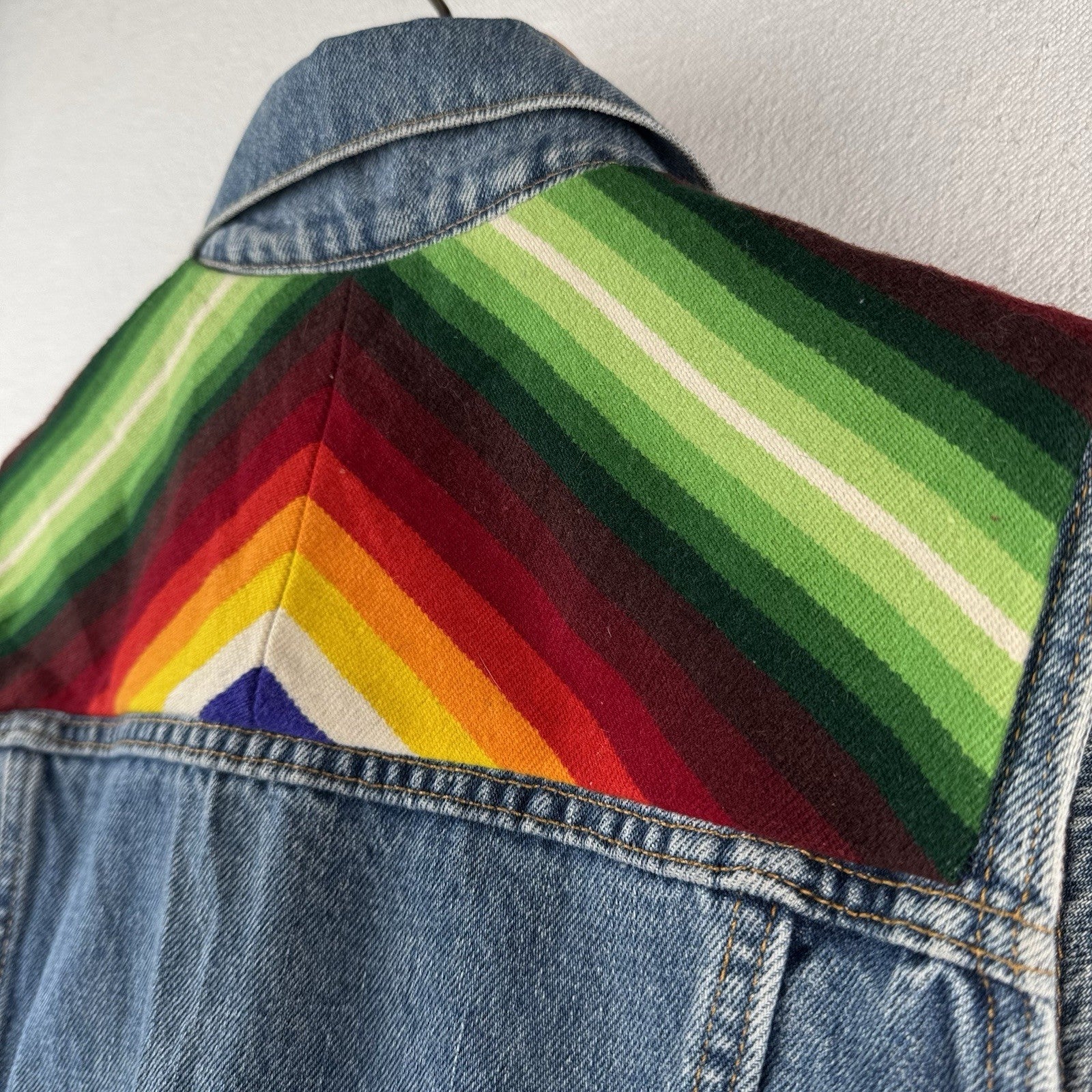 Vintage Levi's Denim Serape Blanket Medium Buckle Back Vest Red Tab Made USA