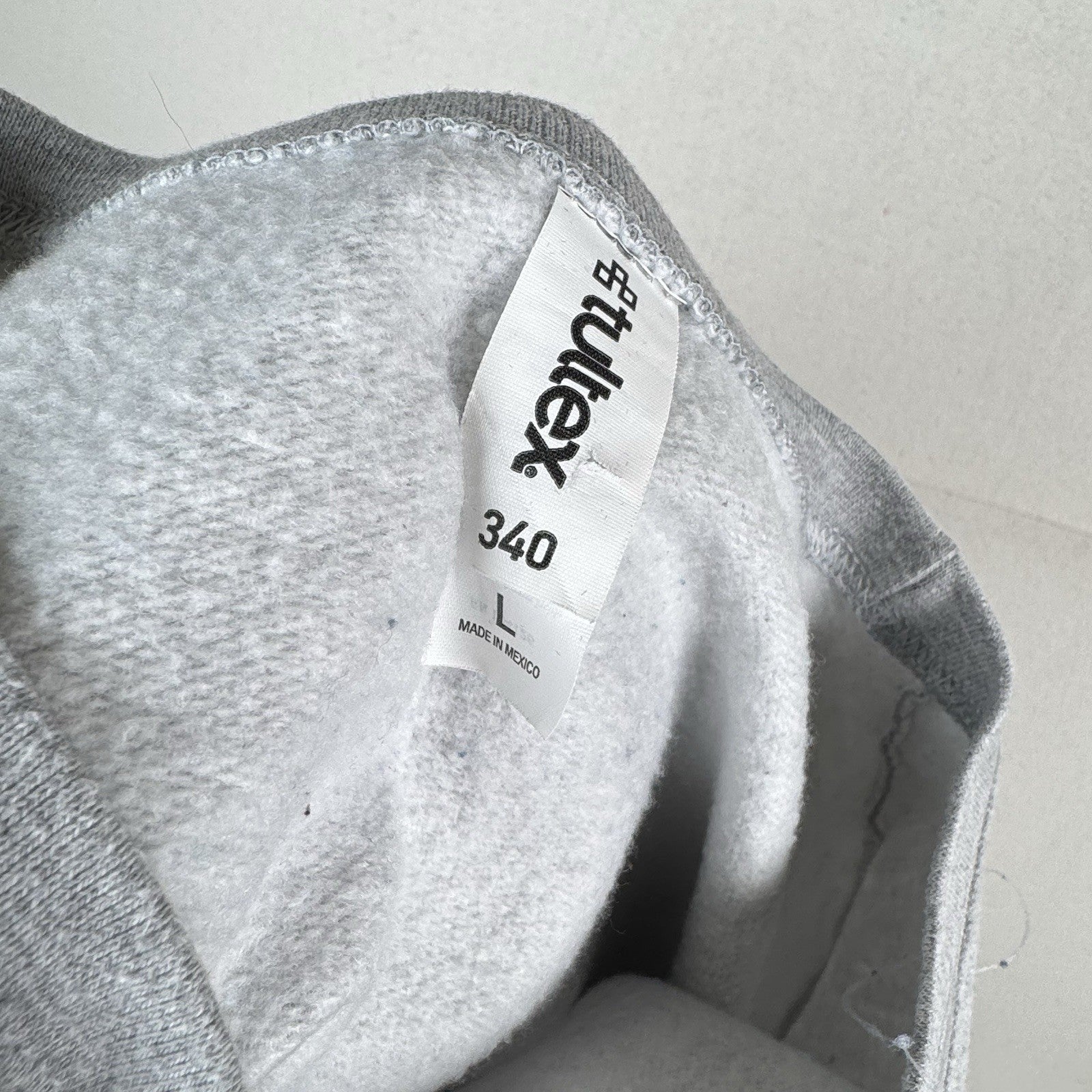 Ave Maria University NCAA Crewneck Sweatshirt Gray L Large Tultex Tag