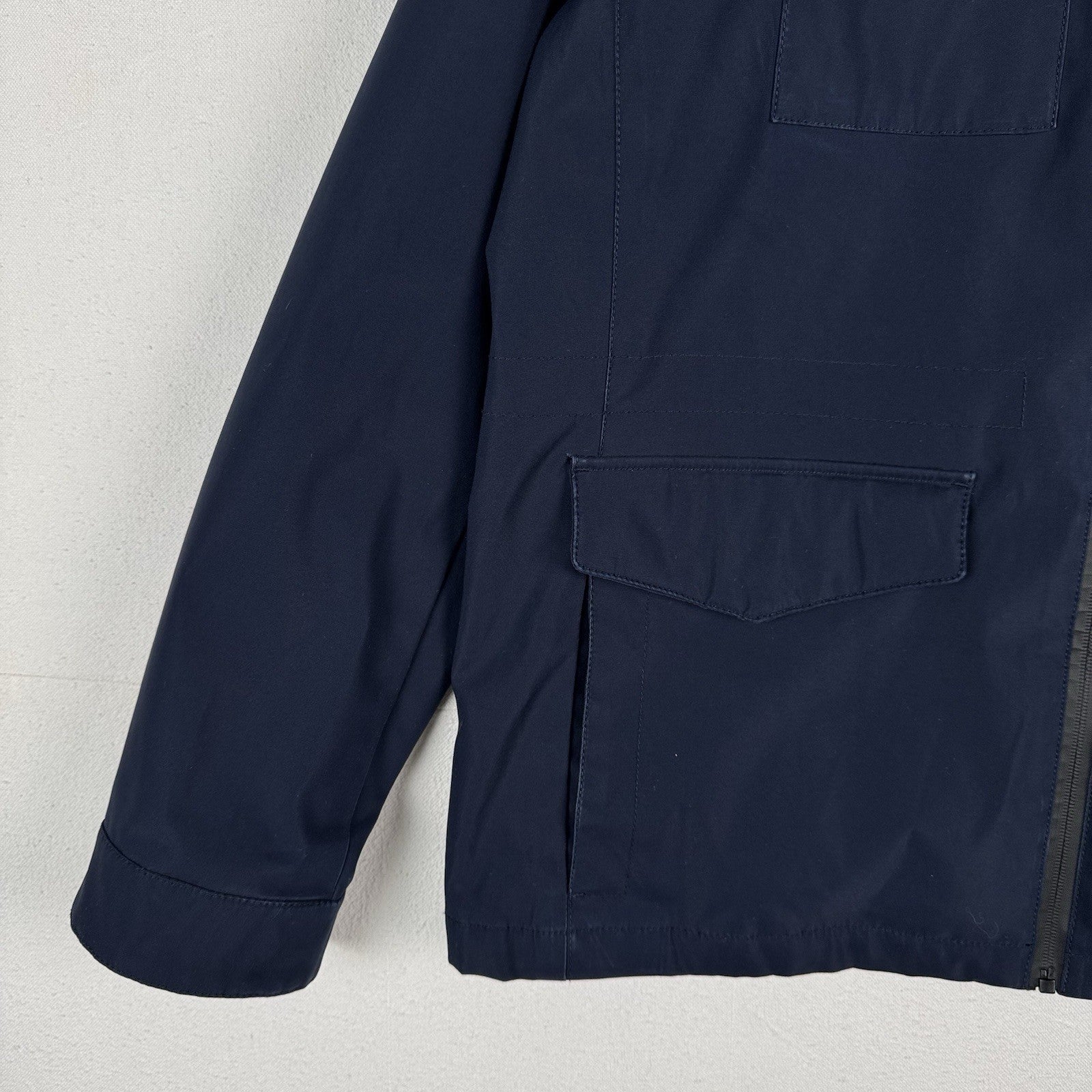Tommy Hilfiger Men's XL Lightweight Jacket Water & Wind Resistant Blue w/Hood