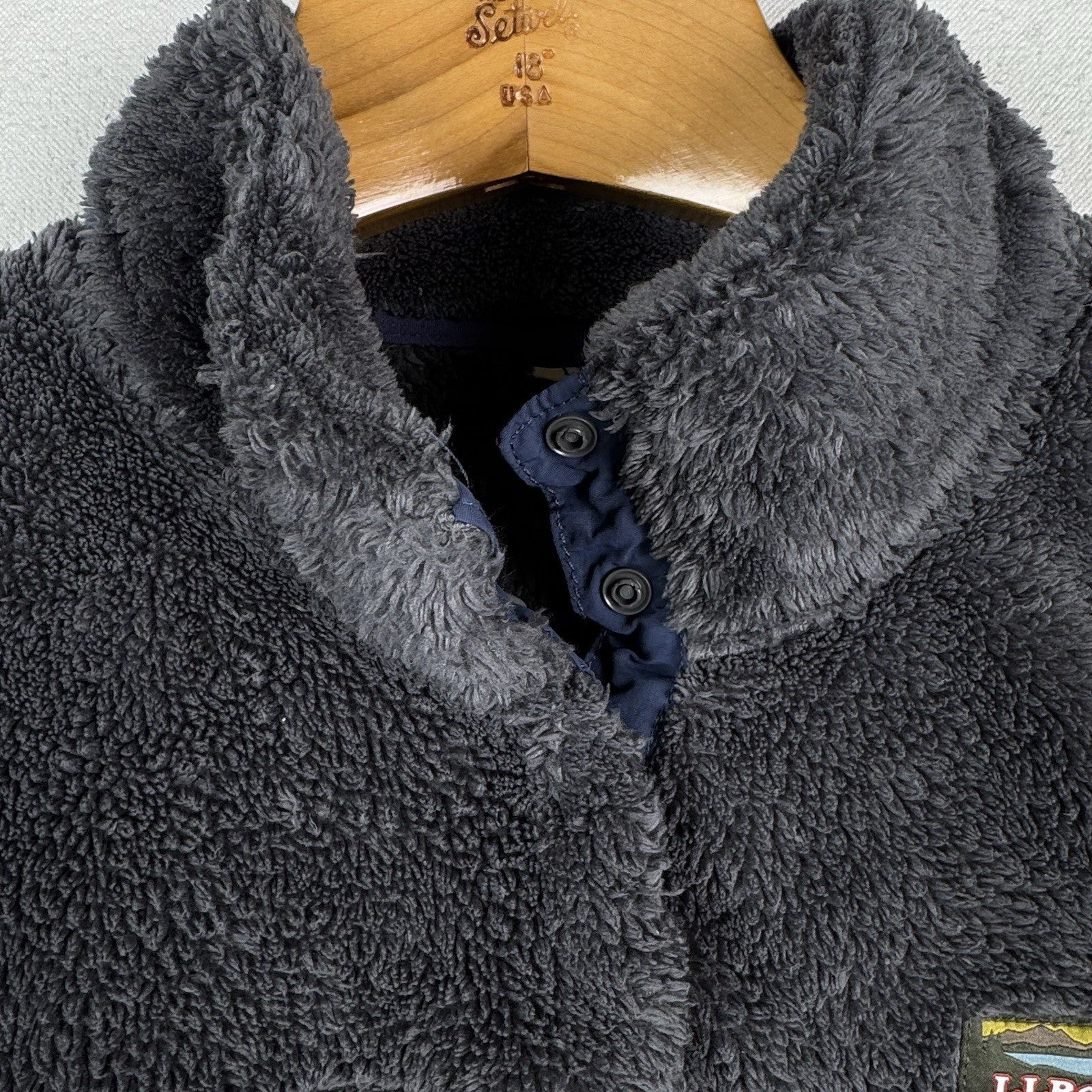 LL Bean Women’s  XL/2XL Gray Thick High Pile Fleece 1/4 Snap Pullover Jacket