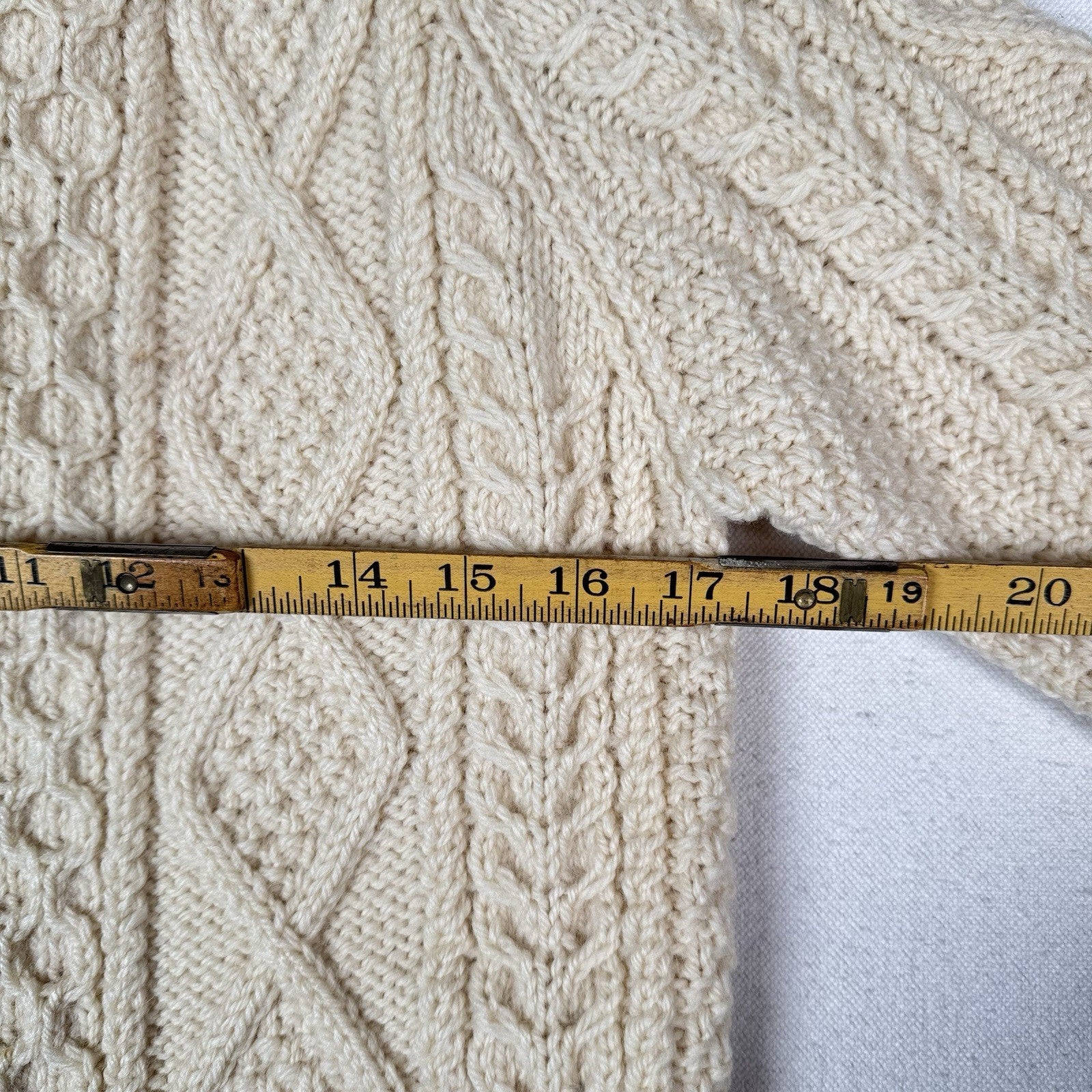 Carraig Donn Aran Cardigan Sweater Small/Med Ireland Wool Cable Knit Ivory