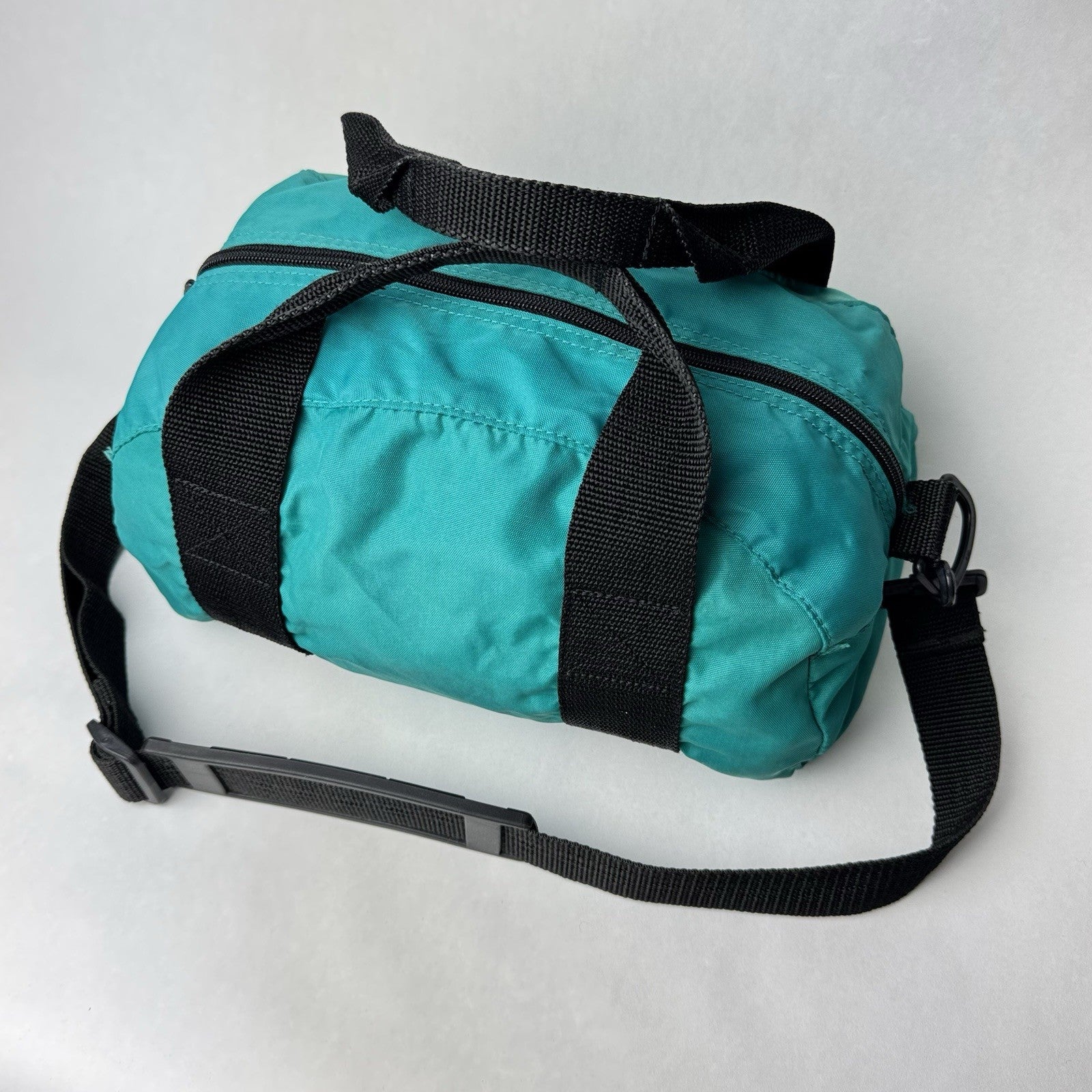 Vintage Eddie Bauer Small Canvas Duffle Bag Hand Tote Green w/Strap 14”x7”x8”