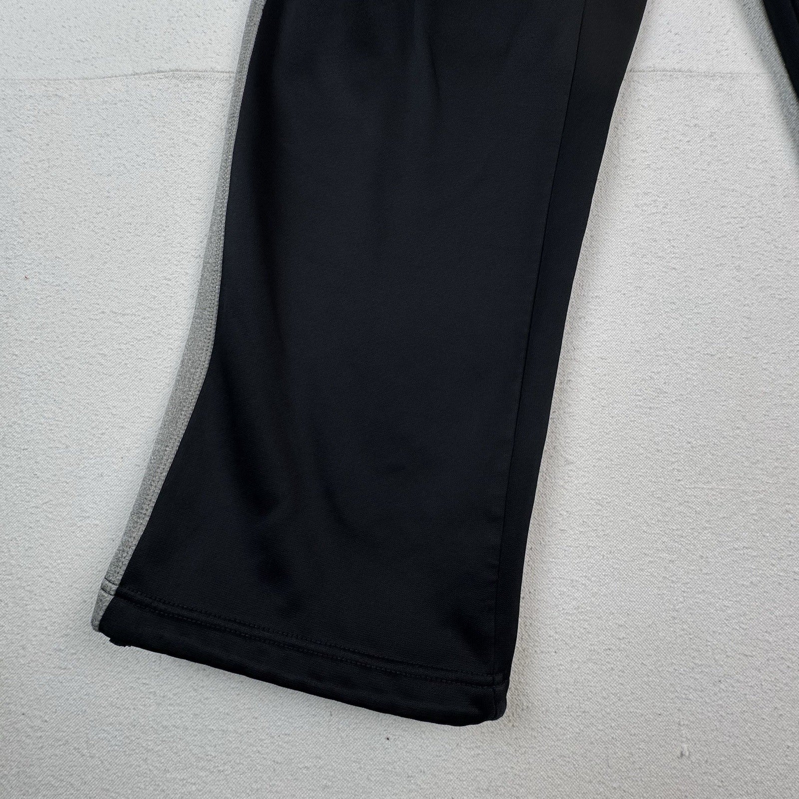 Nike Sweatpants Mens Large Black Gray Thermafit Fleece Ankle Cinch Swoosh Logo