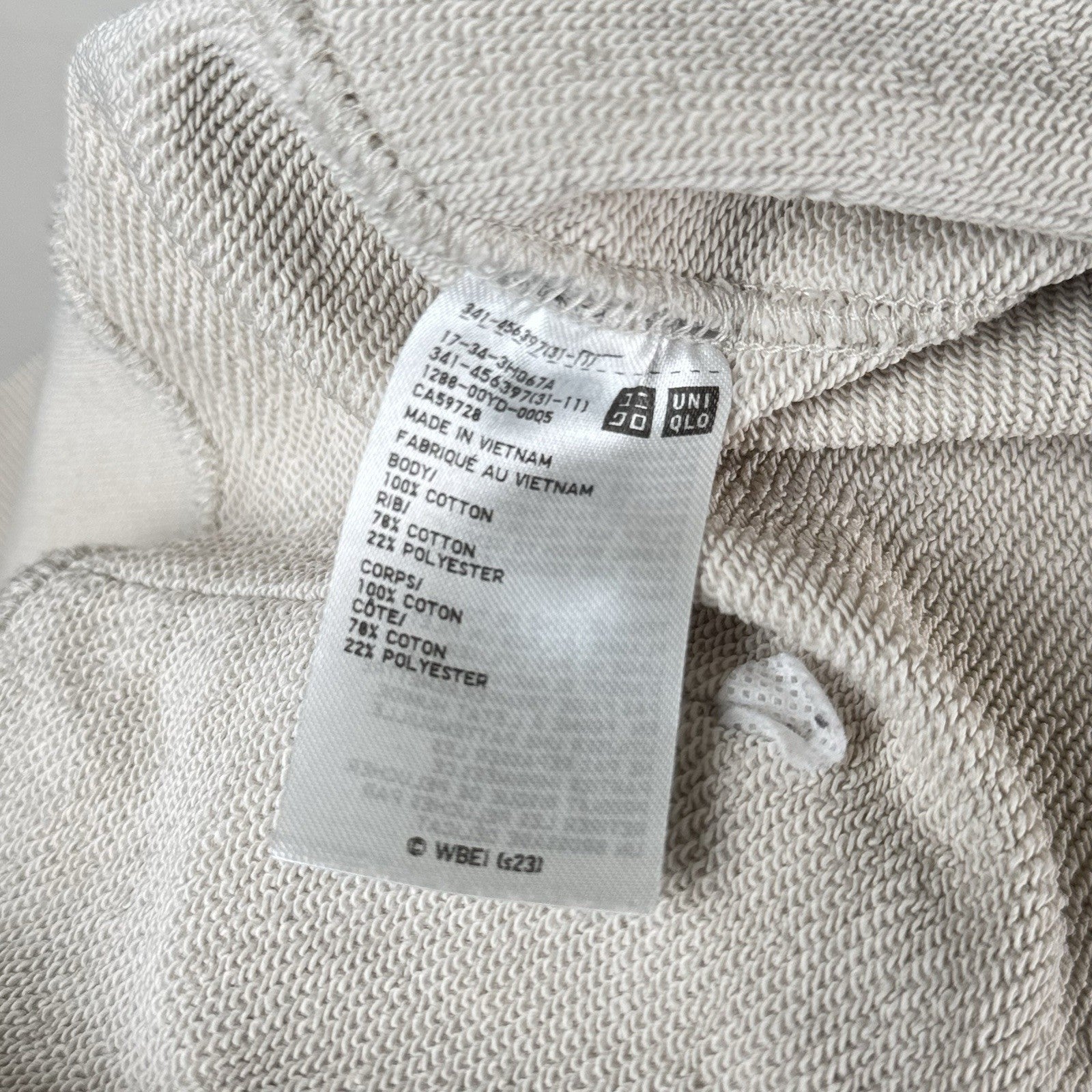 Uniqlo x Warner Bros Hoodie Mens Medium Bugs Bunny Merrie Melodies Sweatshirt