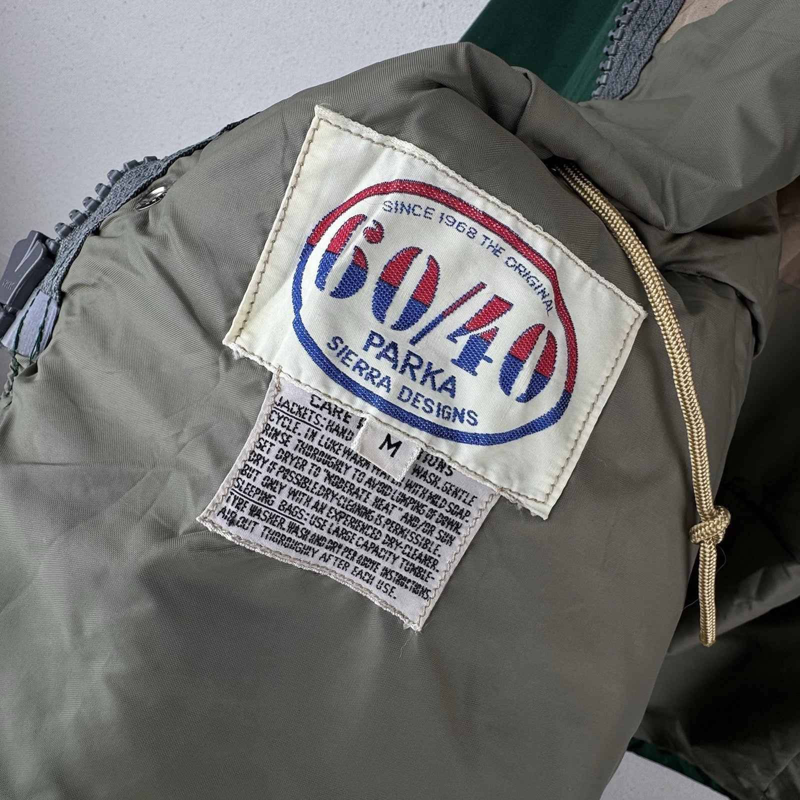 70's Vintage Sierra Designs Men's Medium Pine Green 60/40 Hooded Parka Jacket