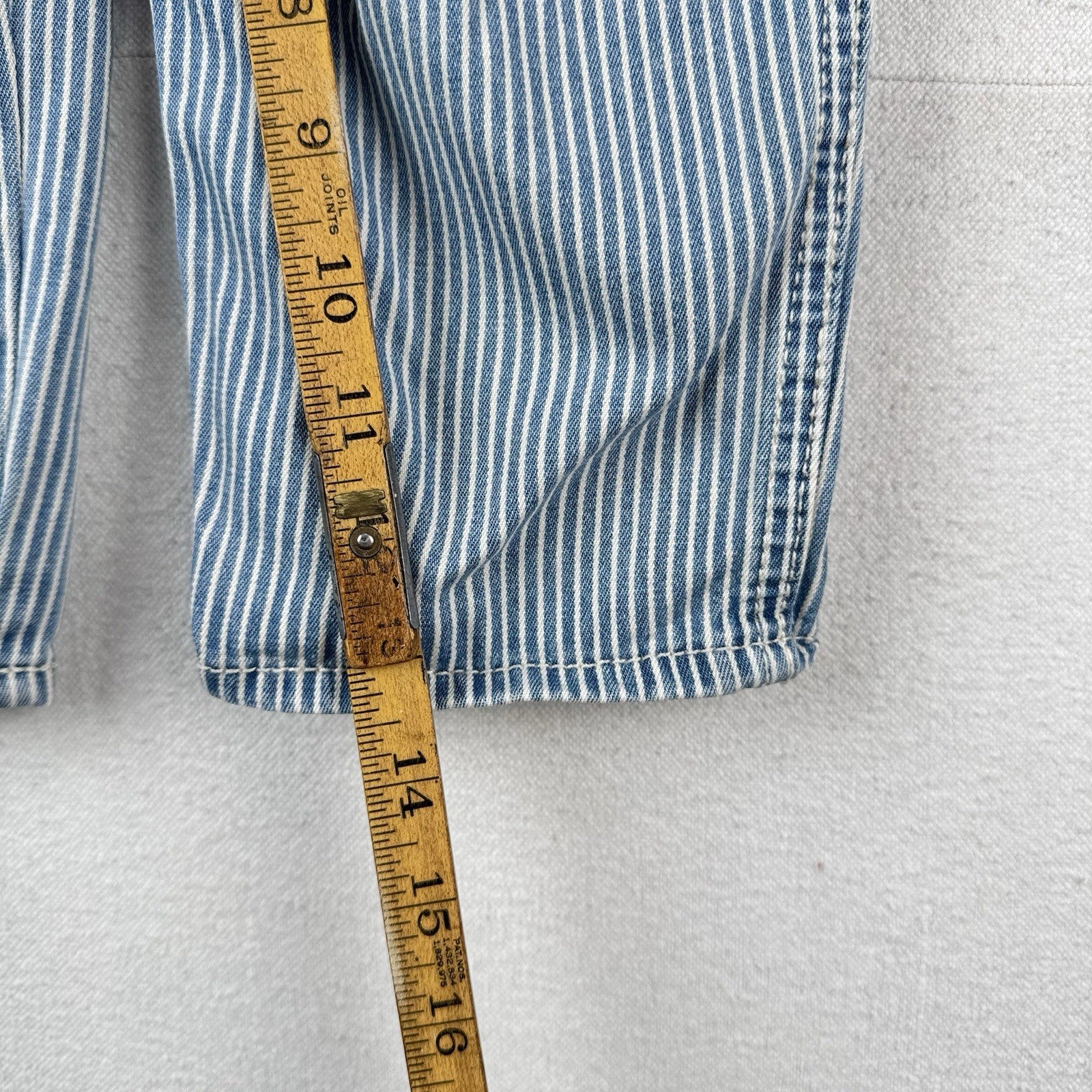 OshKosh B’gosh Blue Hickory Stripe Overalls Size 4T Vestbak