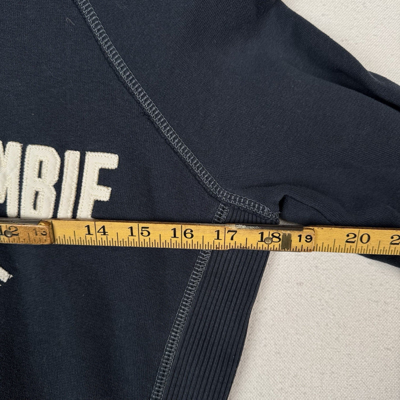 Vintage Abercrombie Fitch A&F 1892 Women’s Medium Navy Blue Hoodie Zip Spellout