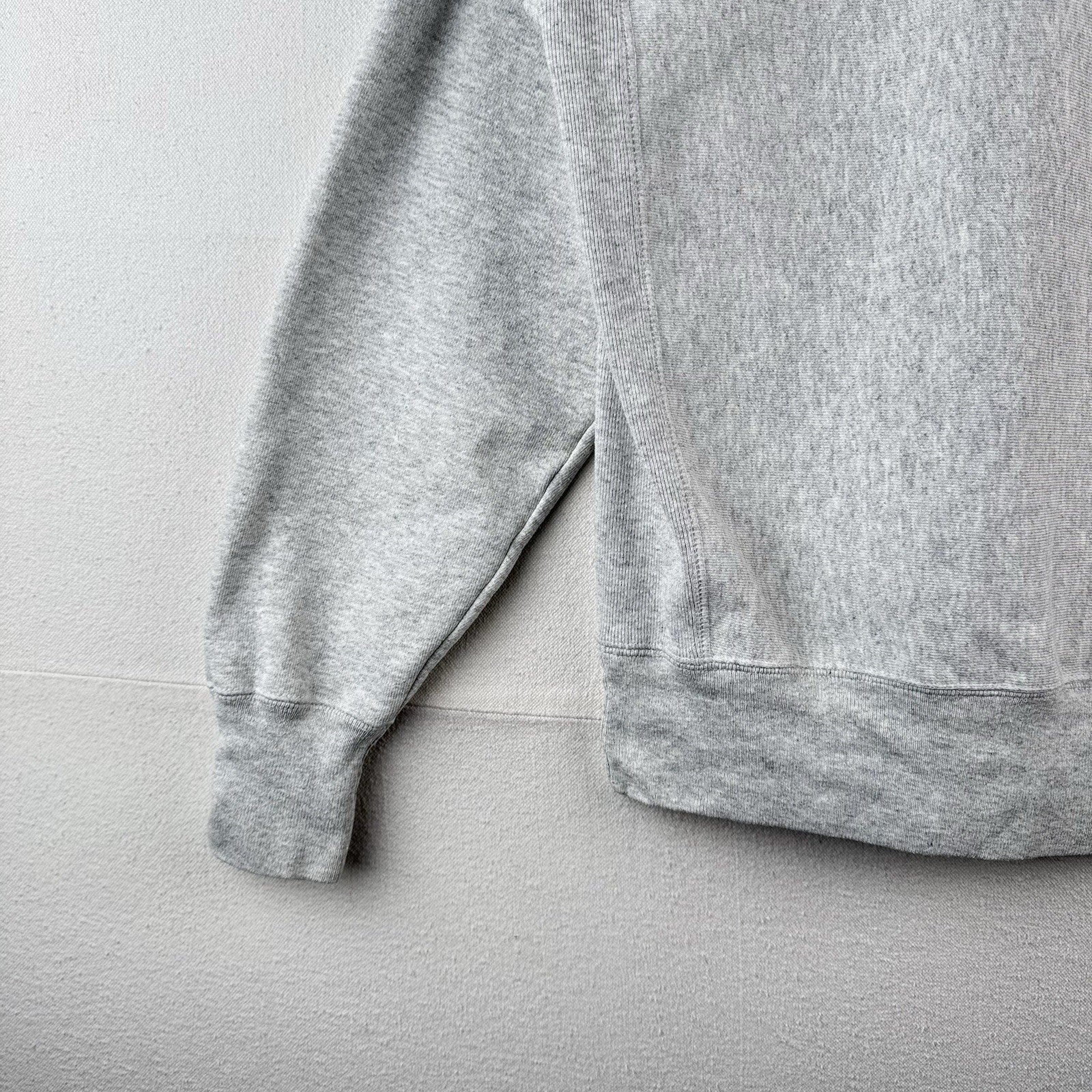 John Carroll Champion Reverse Weave Crewneck Sweatshirt Men’s M Heather Gray