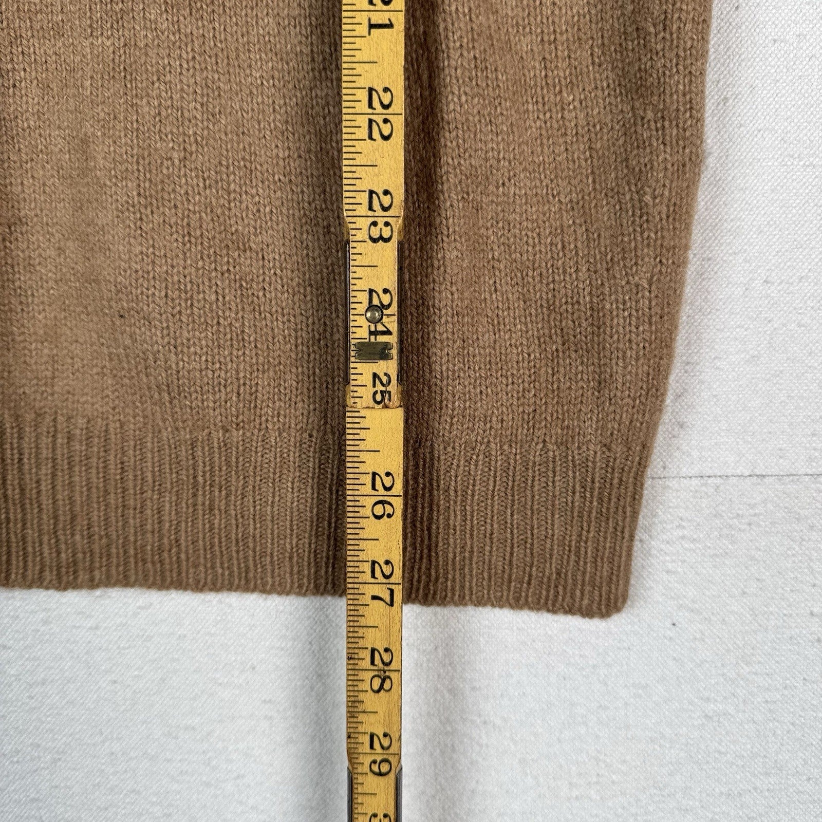 Vtg Hardy Amies For Byford England 100% Camel Hair V-neck Sweater Mens 40 Medium