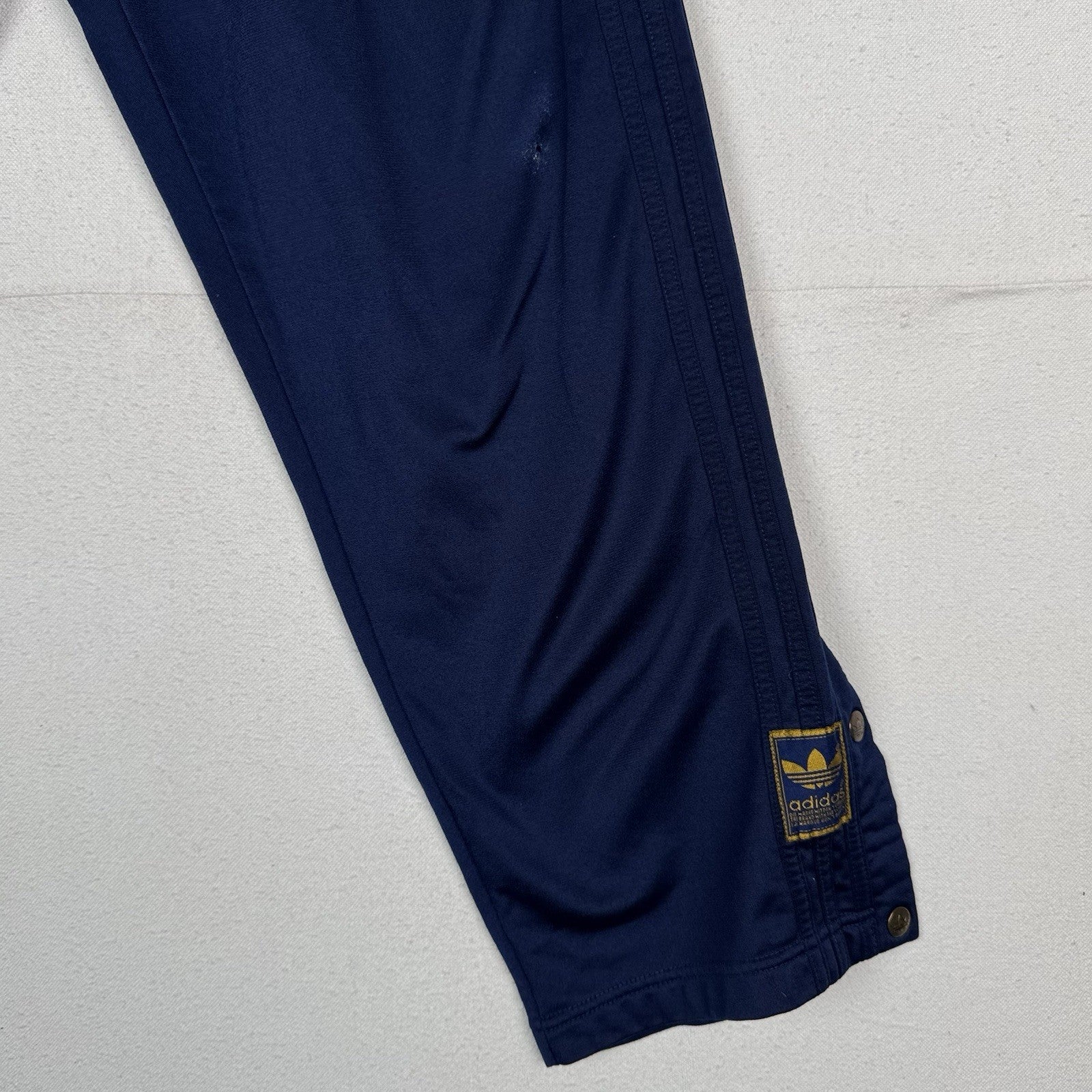 Vintage Adidas Sweatpants Men’s L Navy Gold Logo Tearaway Snap Track Pants