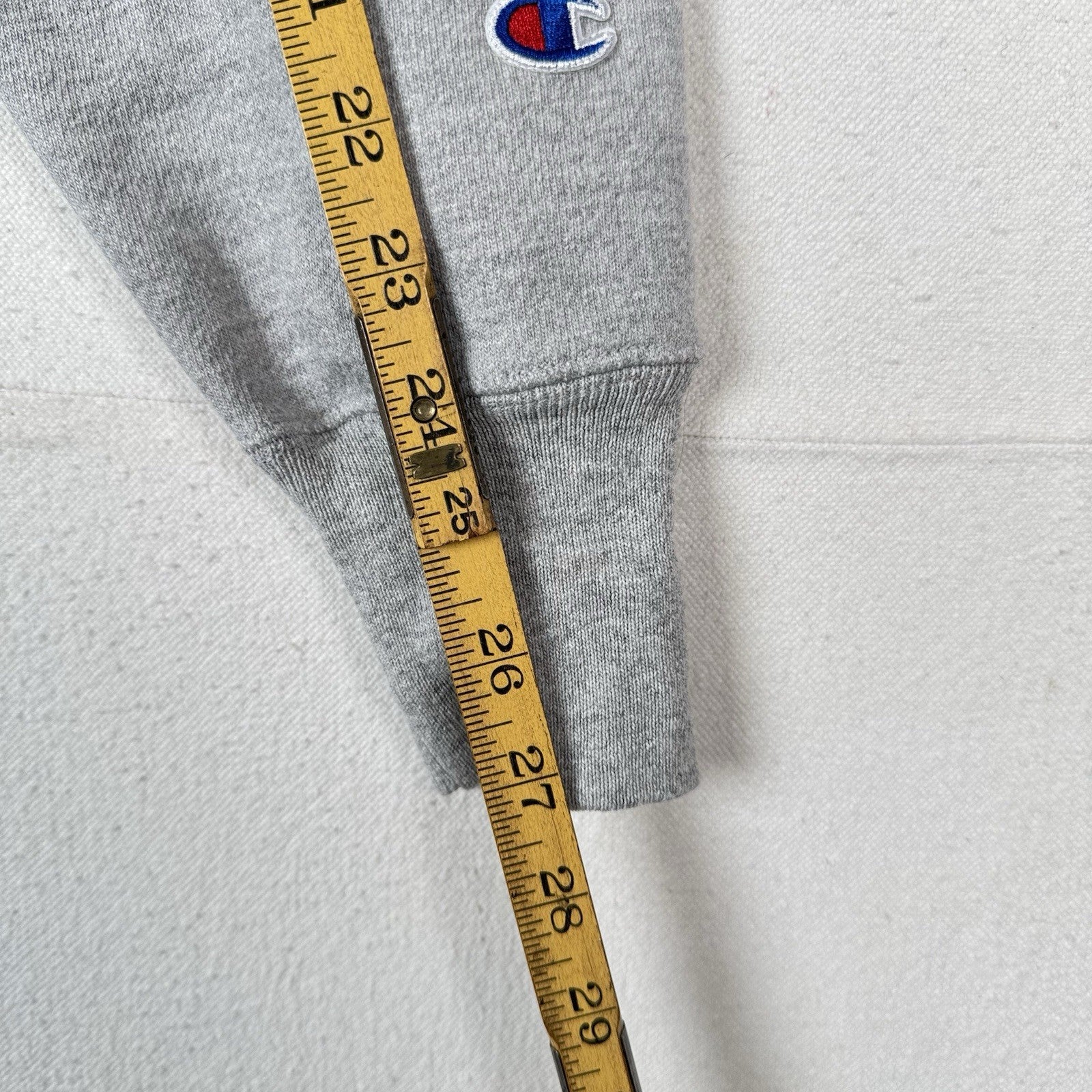Champion Thayer Academy Reverse Weave Crewneck Sweatshirt Men’s Small Gray