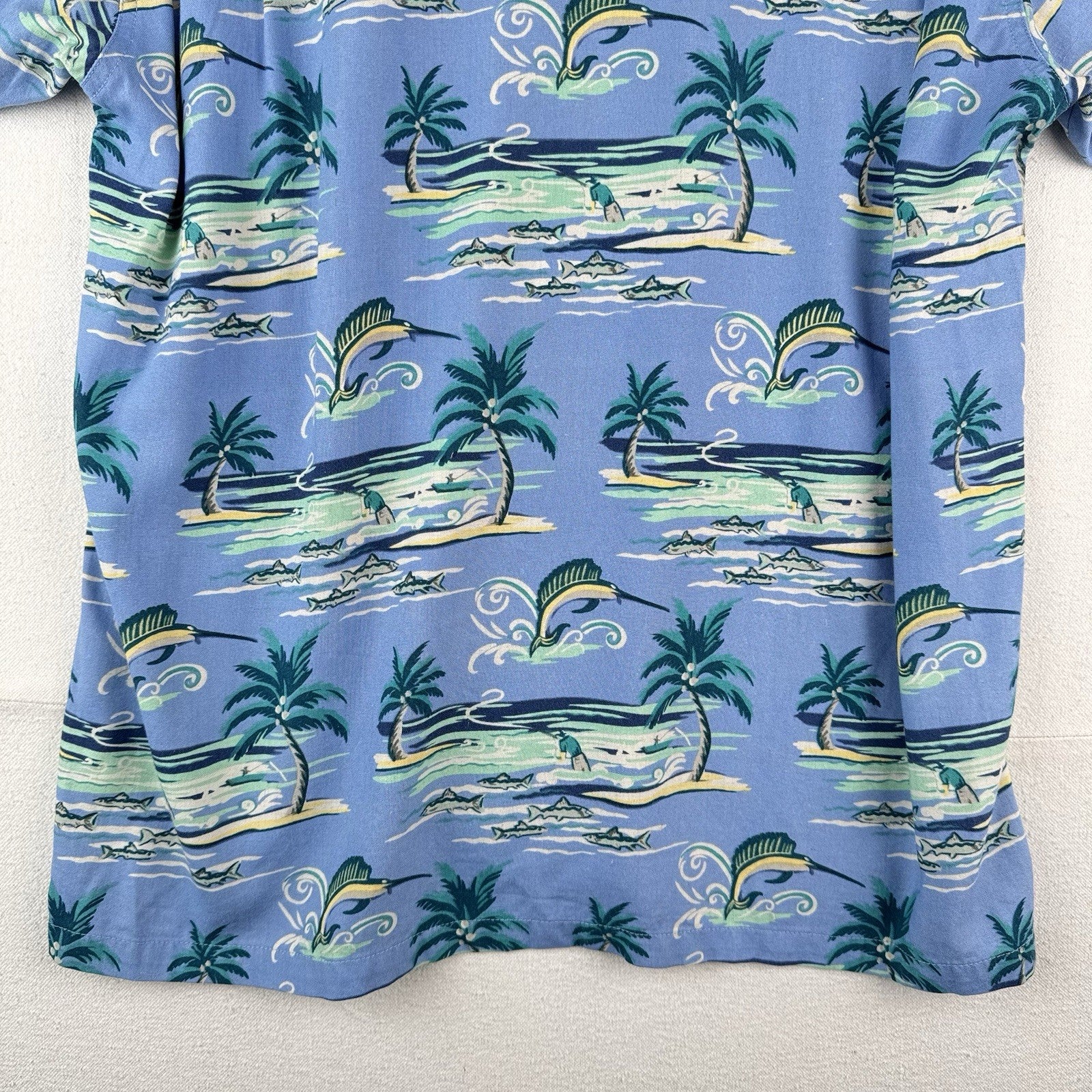 Columbia Sportswear Co. Men’s M Hawaiian Fishing Shirt Blue Rayon
