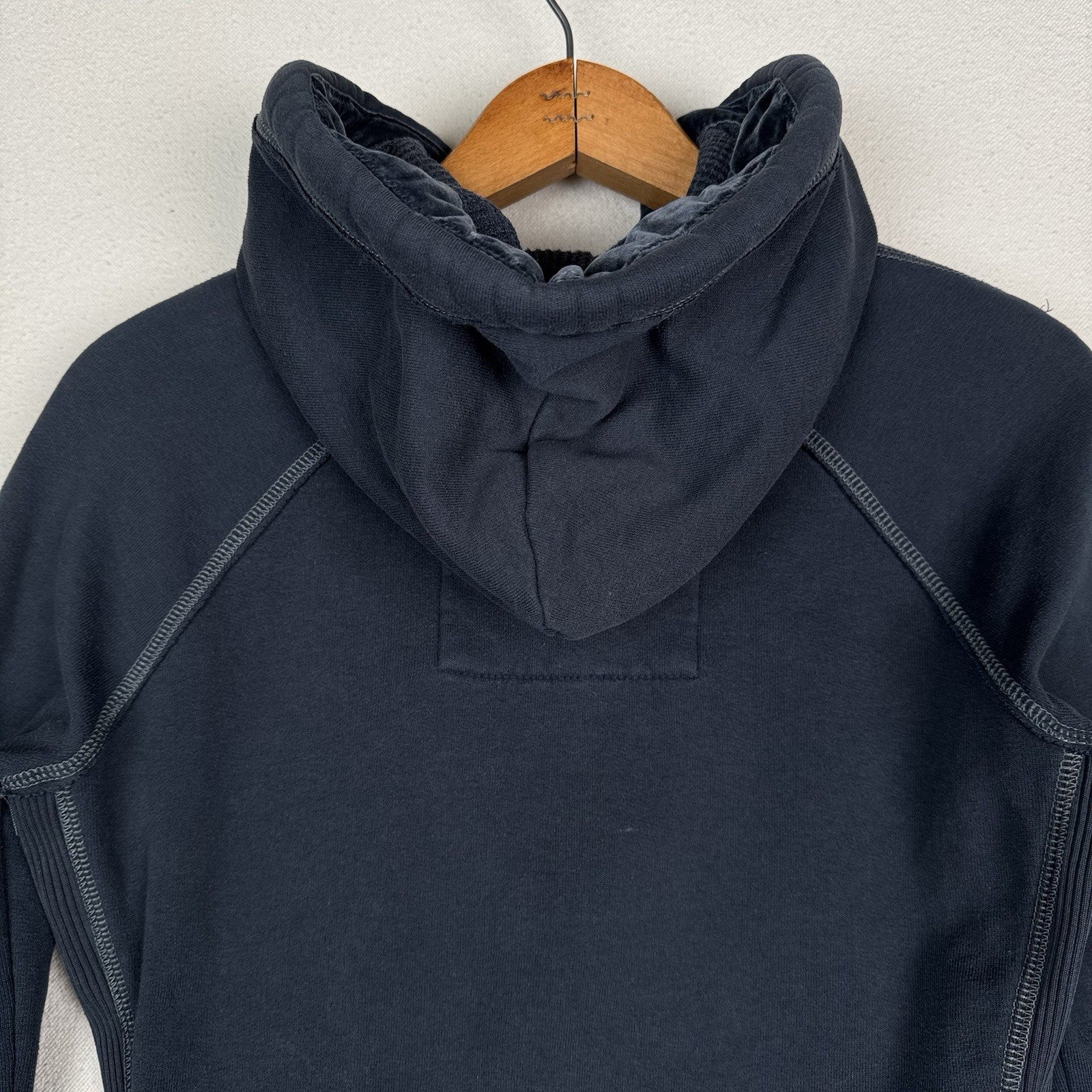 Vintage Abercrombie Fitch A&F 1892 Women’s Medium Navy Blue Hoodie Zip Spellout