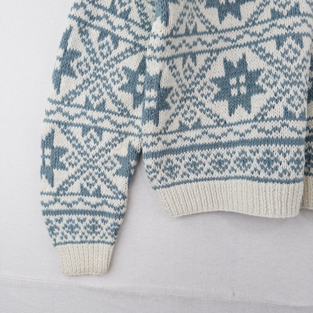 80’s Vtg LL BEAN Women's L Nordic Ramie Blend Knit Blue Cream Snowflake Sweater