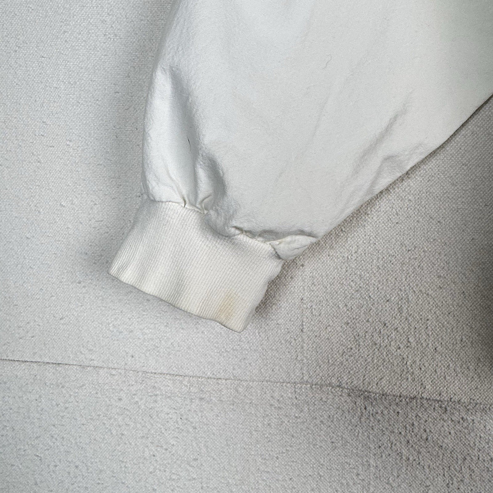 Vintage 80s /90s Aspen Mountain Snow Pullover White Embroidered Made In USA