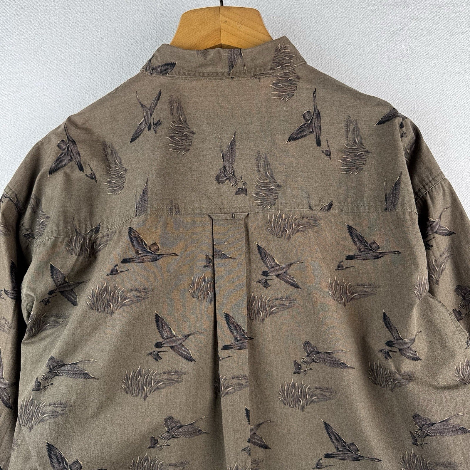 Chaps Ralph Lauren Mens XL Button Down Shirt Ducks Brown Long Sleeve